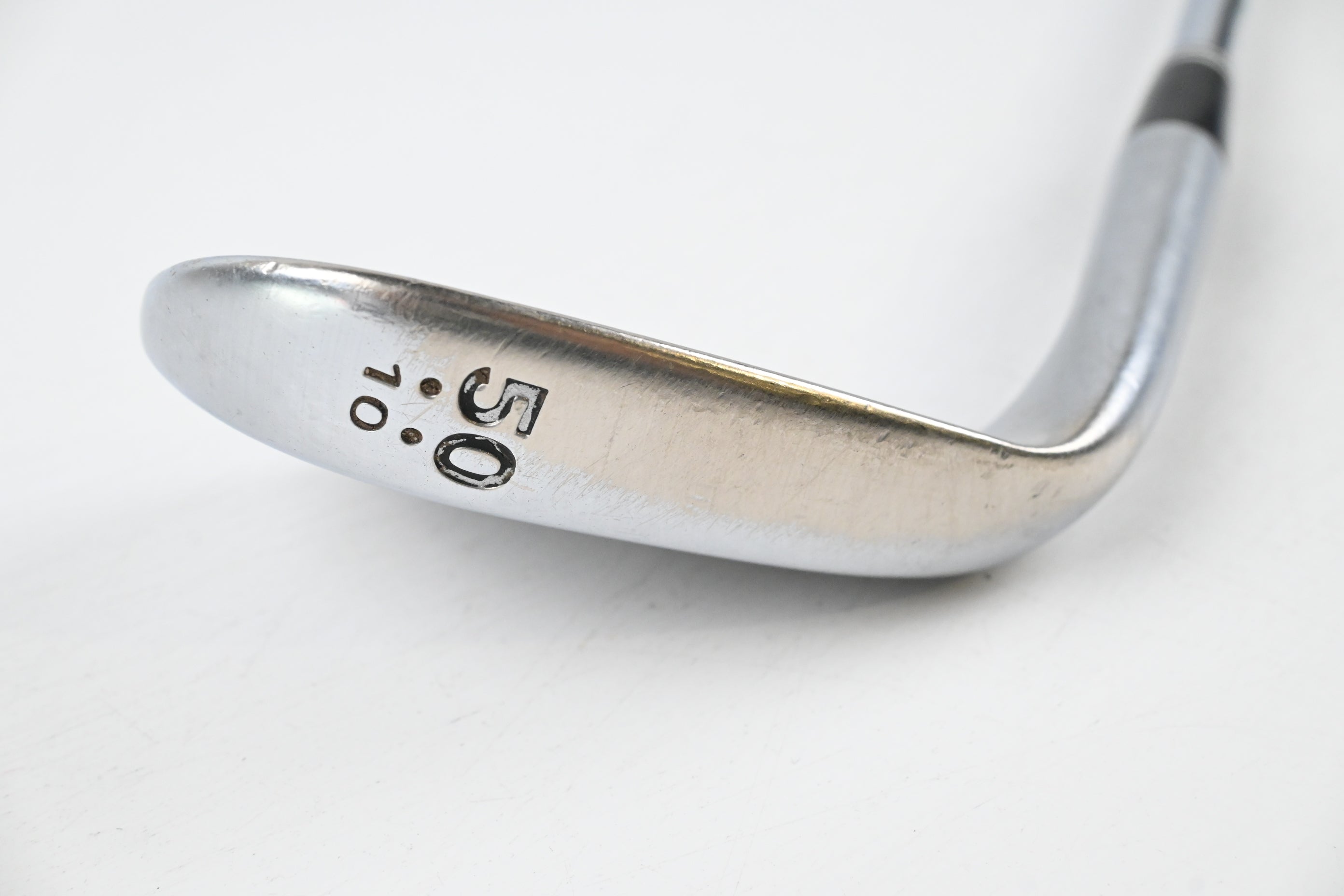 Cleveland 588 RTX Gap Wedge / 50 Degree / Wedge Flex Dynamic Gold Shaft