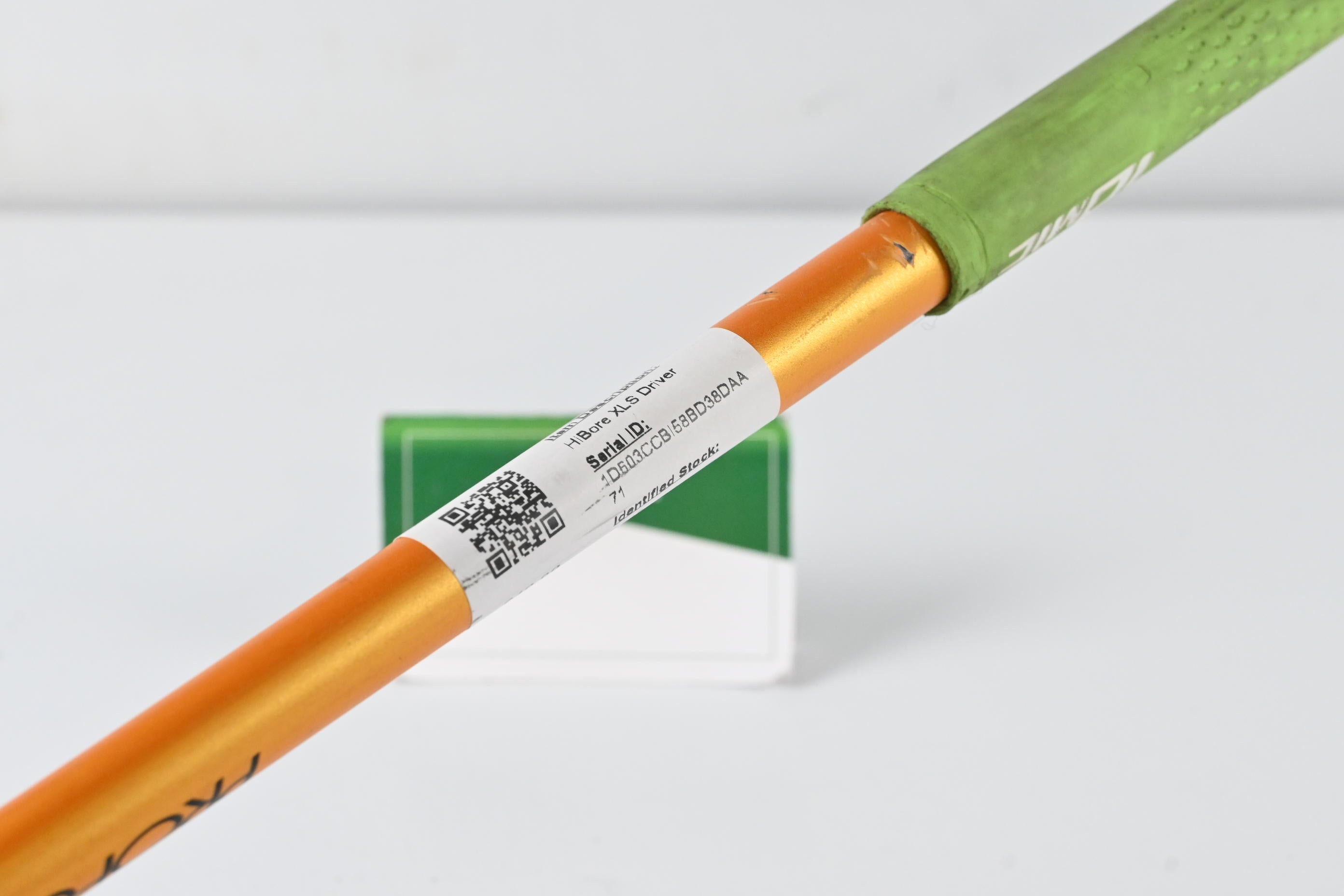 Left Hand Cleveland HiBore XLS Driver / 9.5 Degree / Stiff Flex ProForce V2