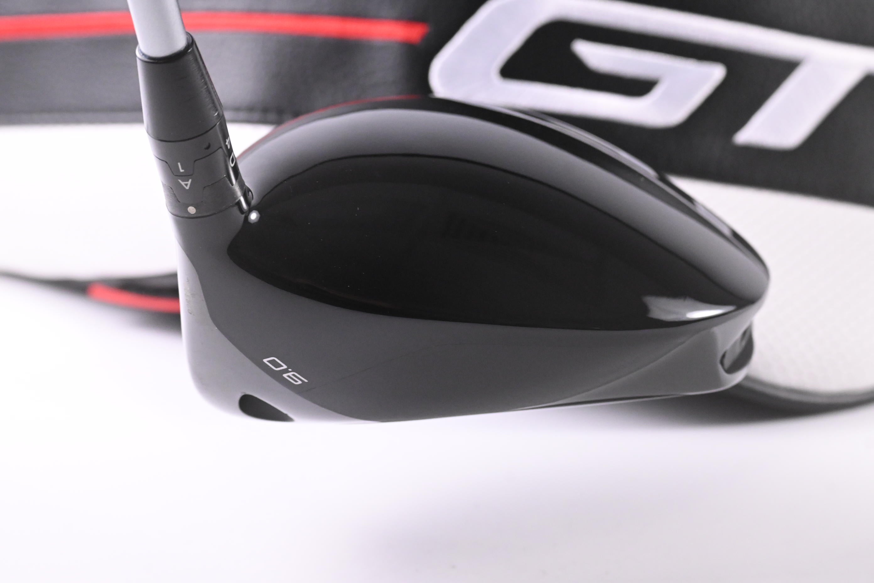 Titleist GT4 Driver / 9 Degree / X-Flex Graphite Design Tour AD UB-7 Shaft