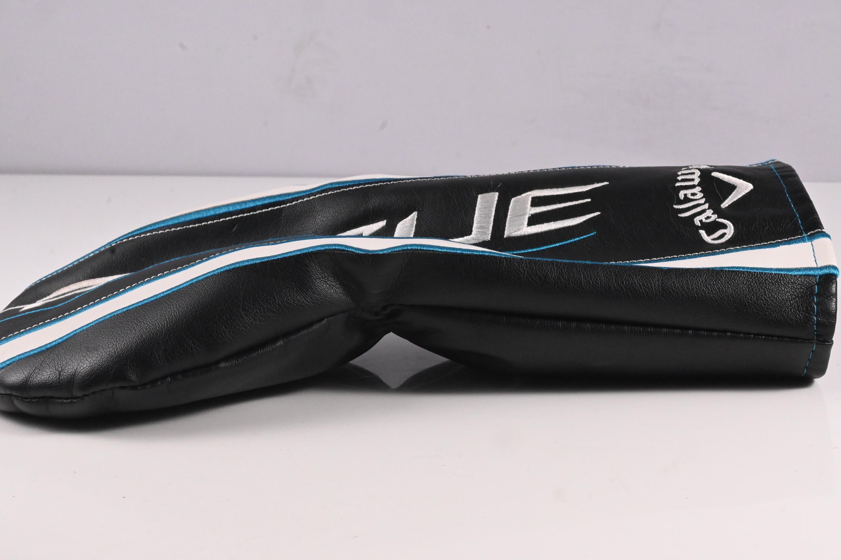 Callaway Rogue Driver / 13.5 Degree / Regular Flex UST Recoil 450 Shaft