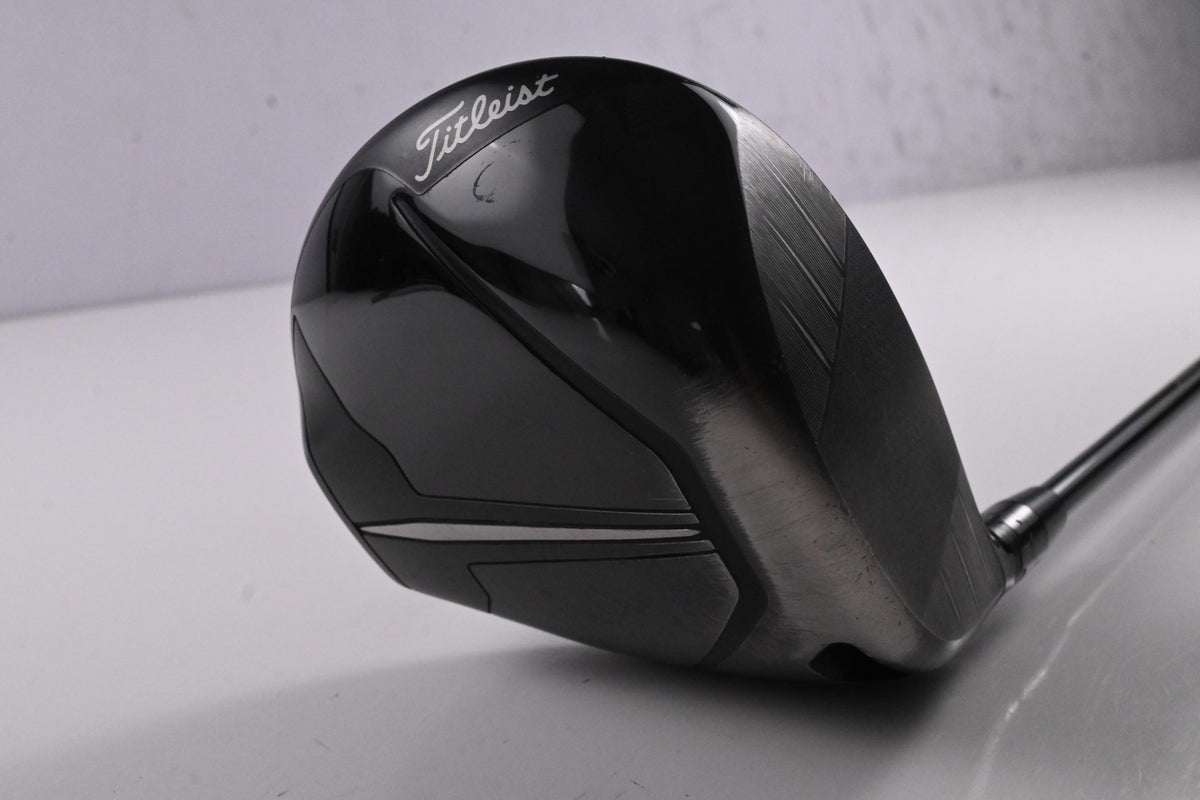 Titleist TSR2 Driver / 9 Degree / Regular Flex HZRDUS Smoke RDX Red 60 Shaft