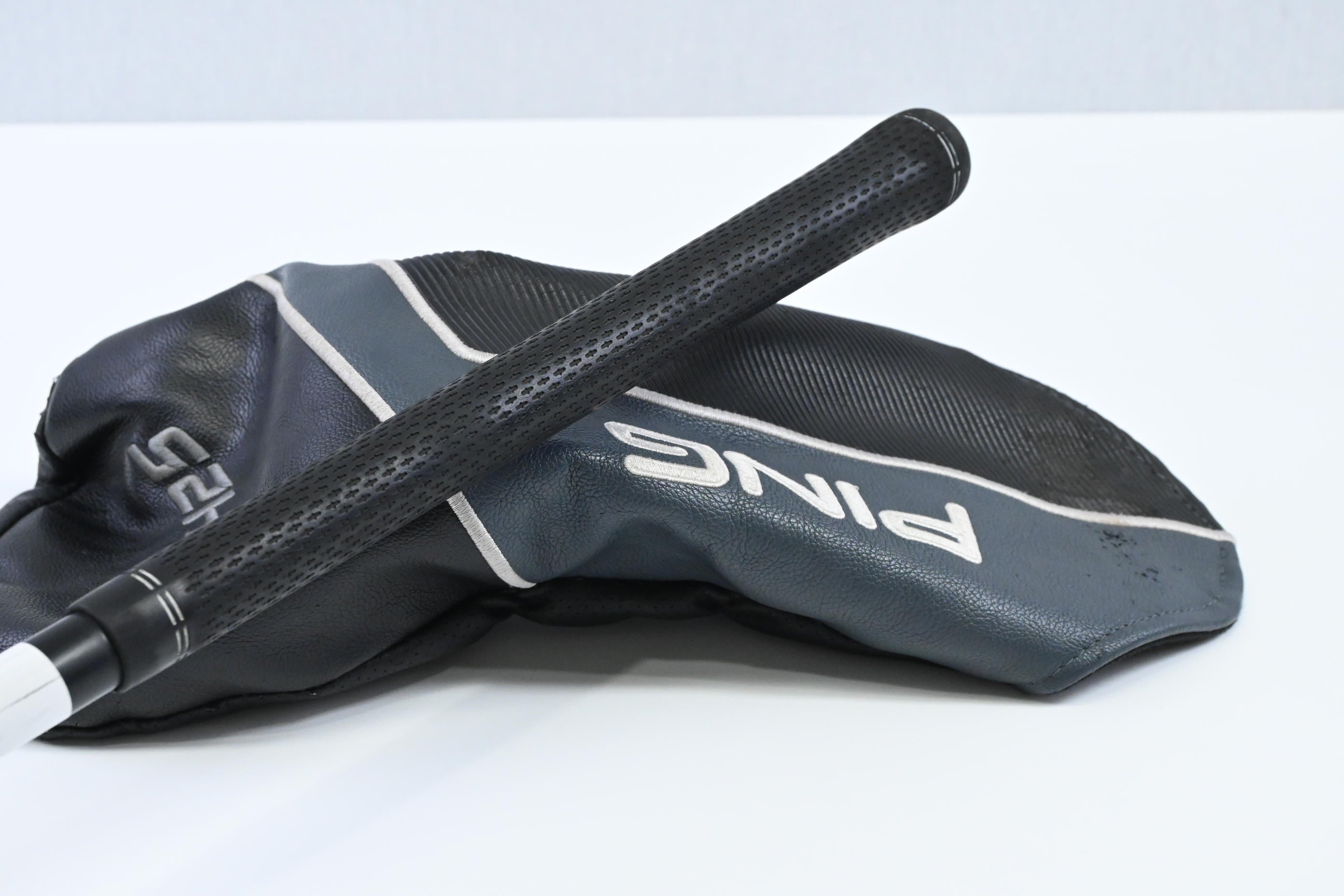 Ping G425 LST Driver / 10.5 Degree / Stiff Flex Ping Alta CB Slate 55 Shaft