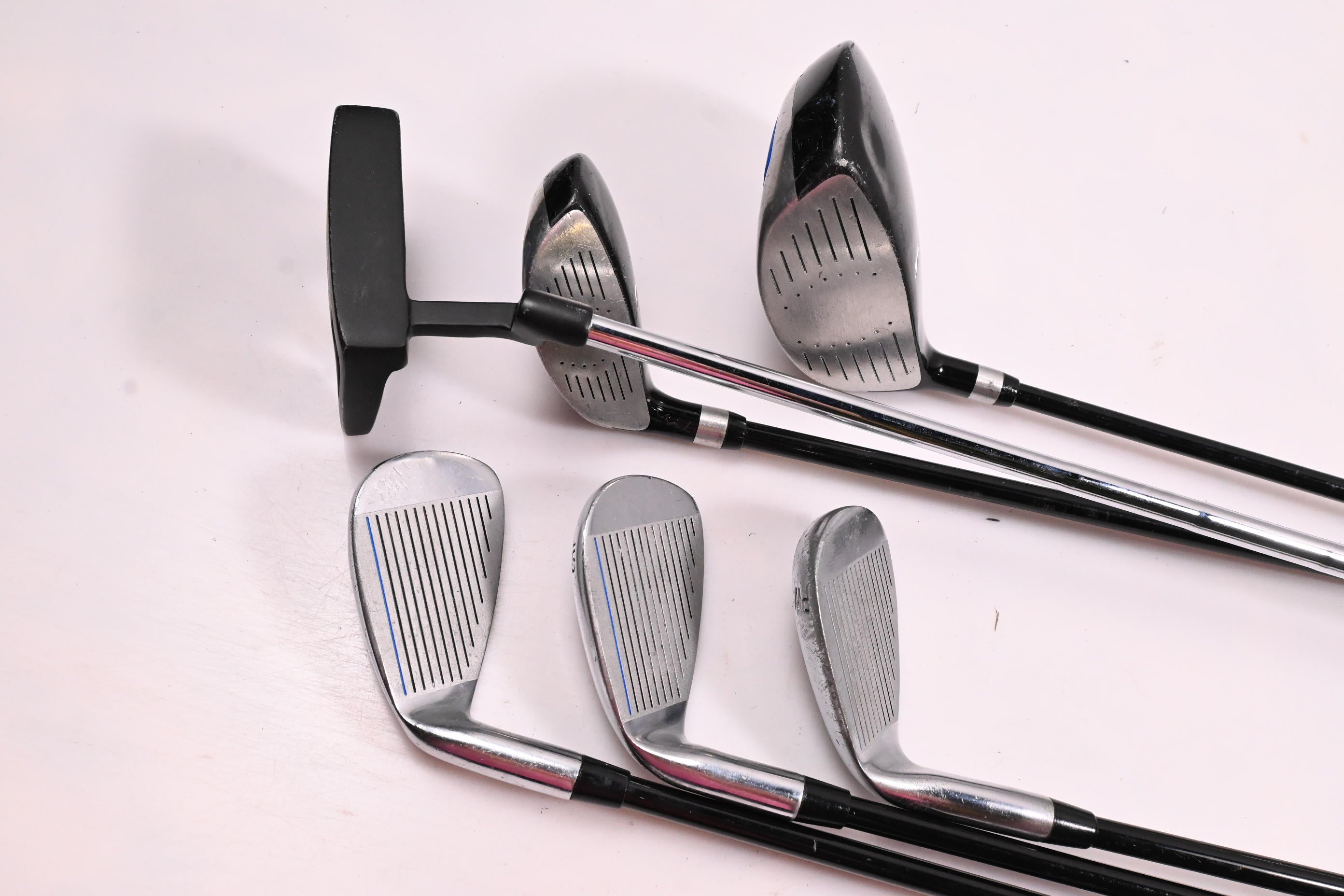 Junior Slazenger Ikon Package Set / Woods, Irons, Putter, Bag