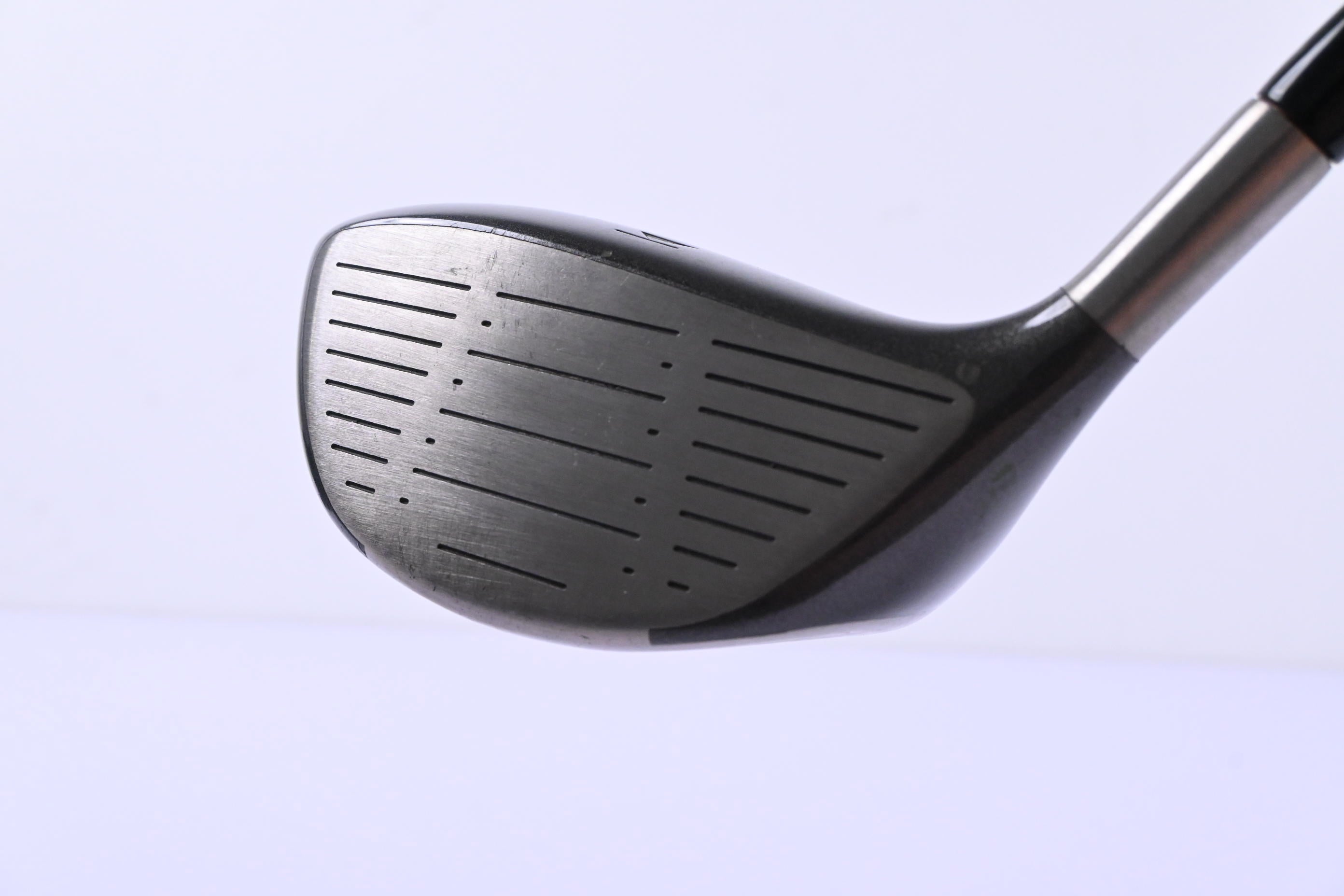 Titleist 975 J Driver / 9.5 Degree / Stiff Flex ProForce Gold 65 Shaft