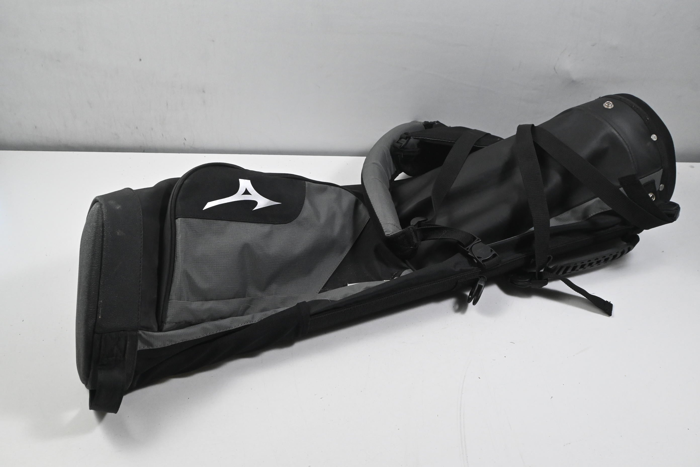 Mizuno Pencil Bag / Black & Grey / 4-Way Divider / Black & Grey