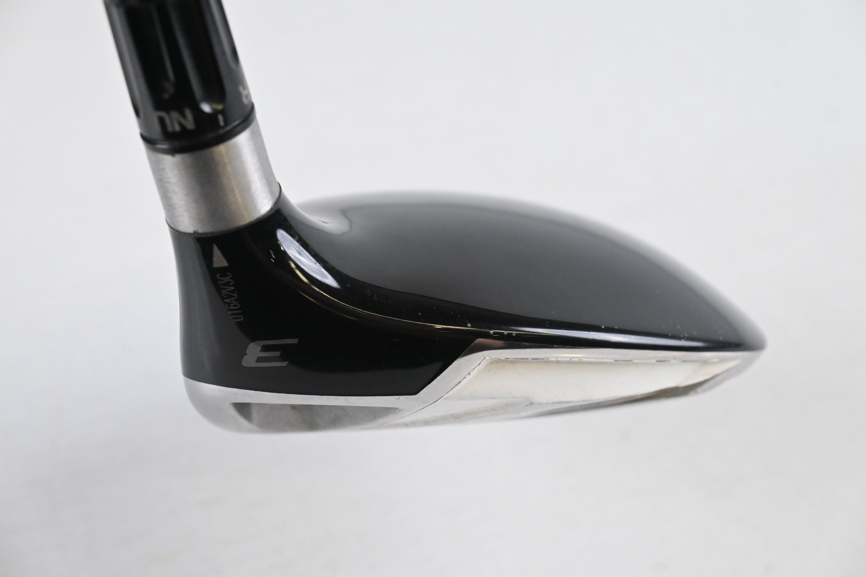 Taylormade R9 #3 Wood / 15 Degree / Stiff Flex Fujikura Motore 70 Shaft