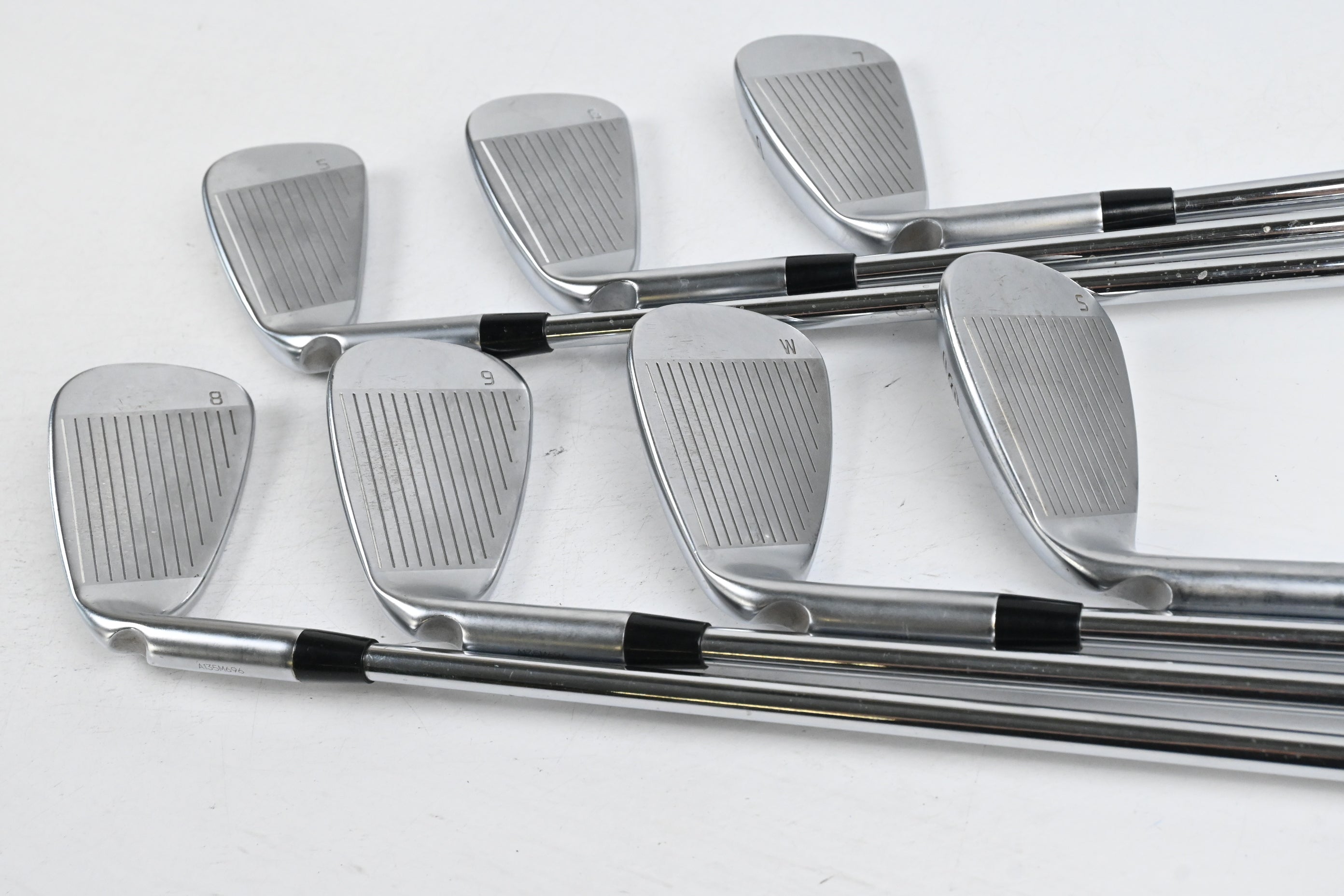 Ping G425 Irons / 5-PW+SW / Black Dot / Regular Flex Ping AWT 2.0 Shafts