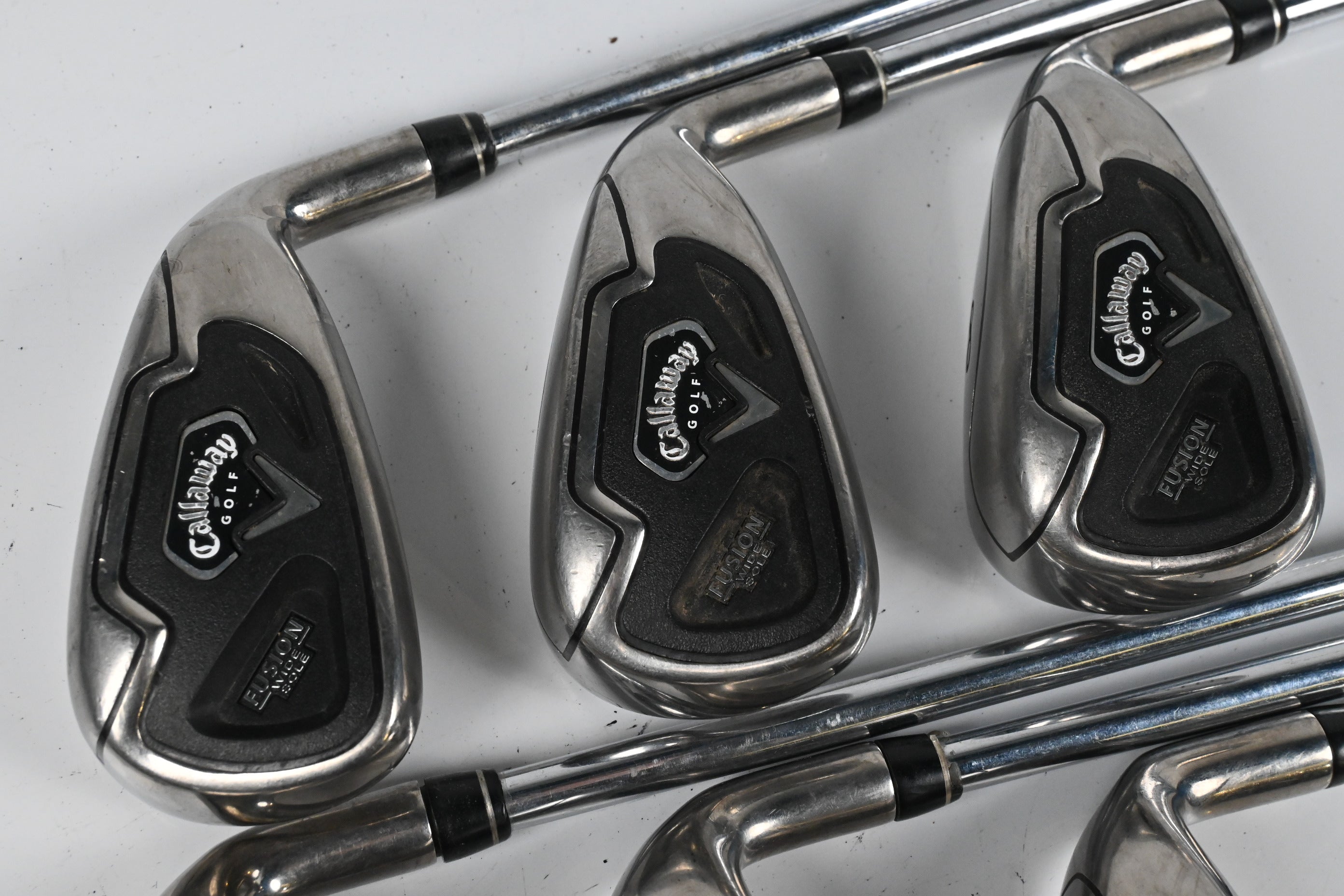 Callaway Fusion Wide Sole Irons / 6-PW+SW / Uniflex N.S.Pro Shafts