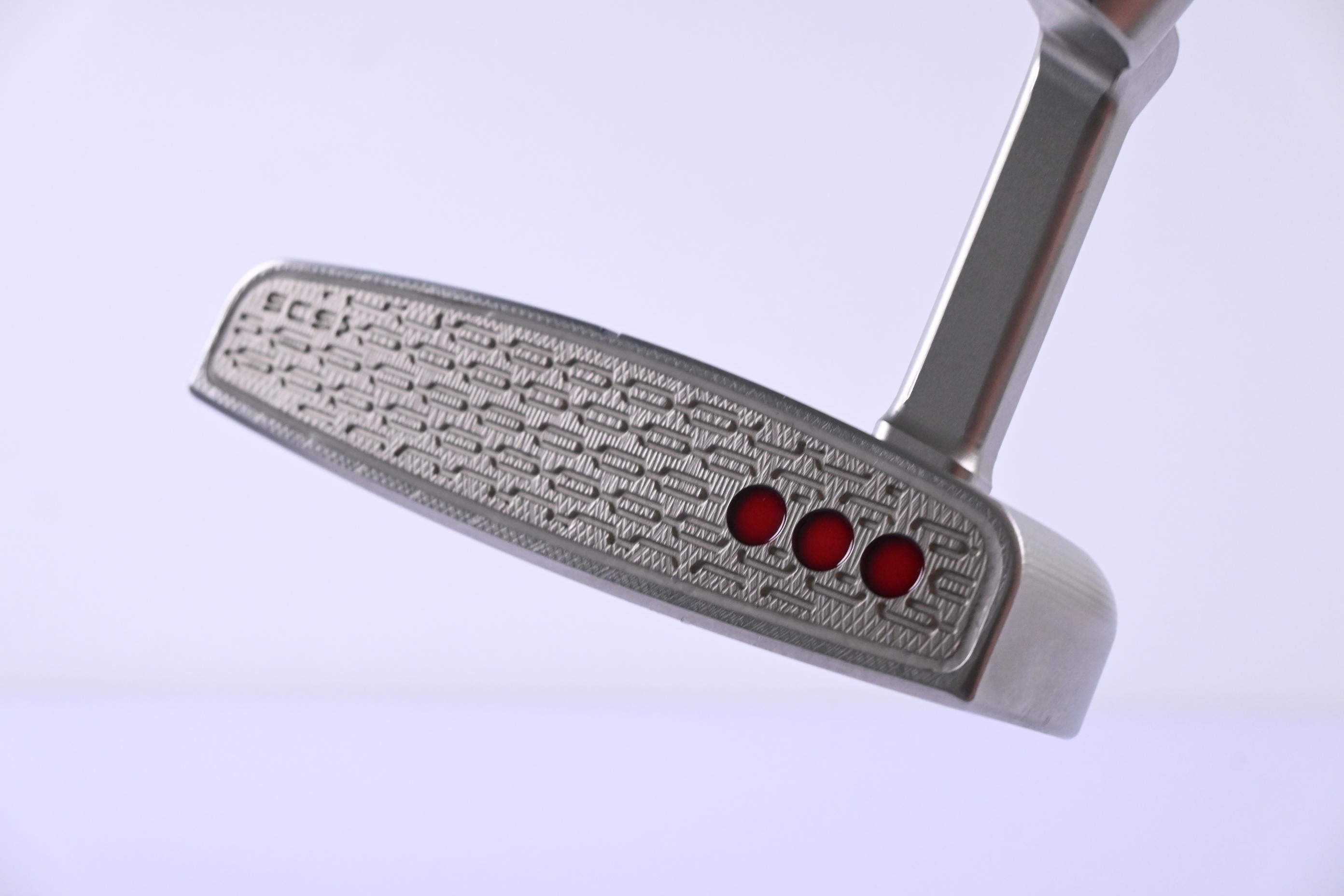 Scotty Cameron 2026 Phantom 9.2R Putter / 33 Inch
