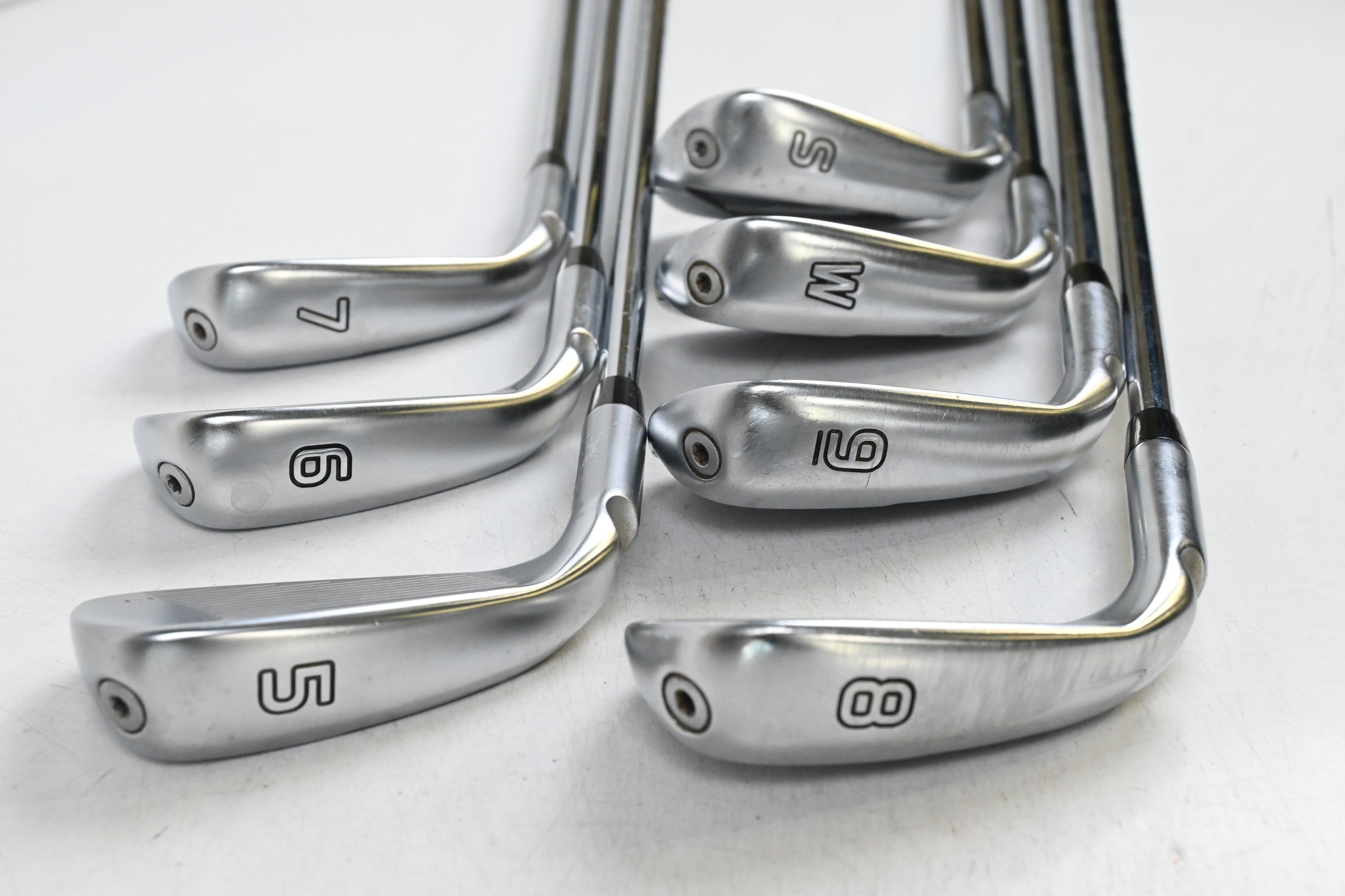 Ping G425 Irons / 5-PW+SW / Black Dot / Regular Flex Ping AWT 2.0 Shafts