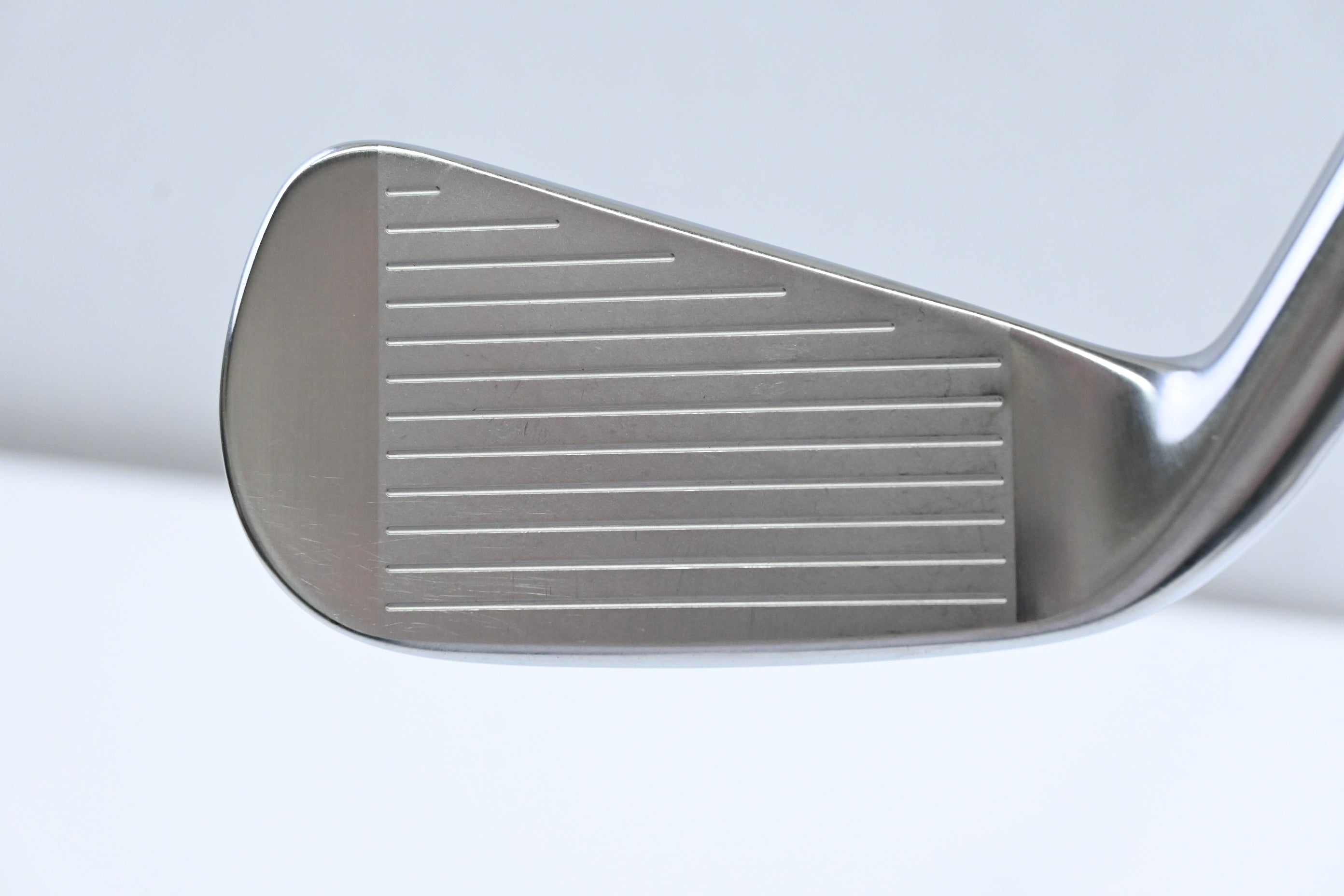 Titleist U505 2023 #2 Iron / 18 Degree / Stiff Flex HZRDUS Gen4 Black 80 Shaft