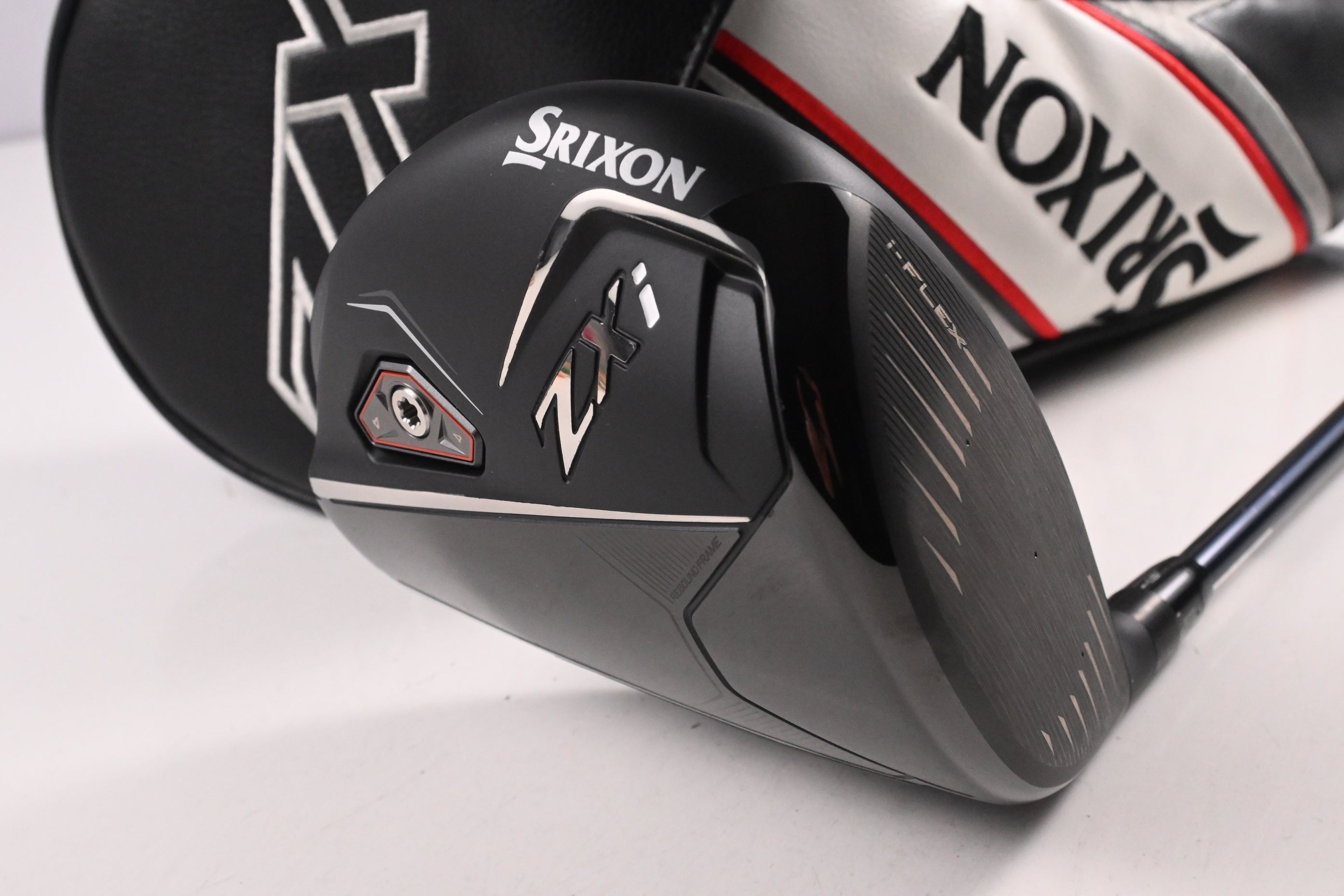 Srixon ZXi Driver / 10.5 Degree / Regular Flex Fujikura Ventus TR Blue 6 Shaft