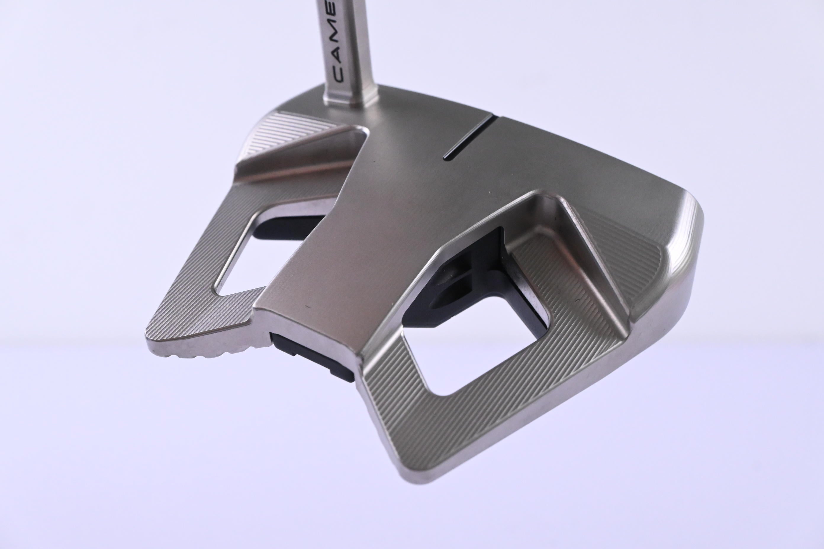Scotty Cameron 2026 Phantom 9.2R Putter / 33 Inch