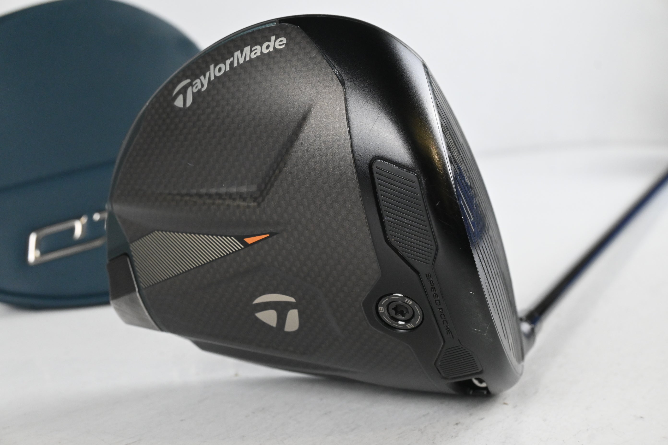 Taylormade Qi4D Max Driver / 10.5 Degree / Stiff Flex HZRDUS Smoke Black 60