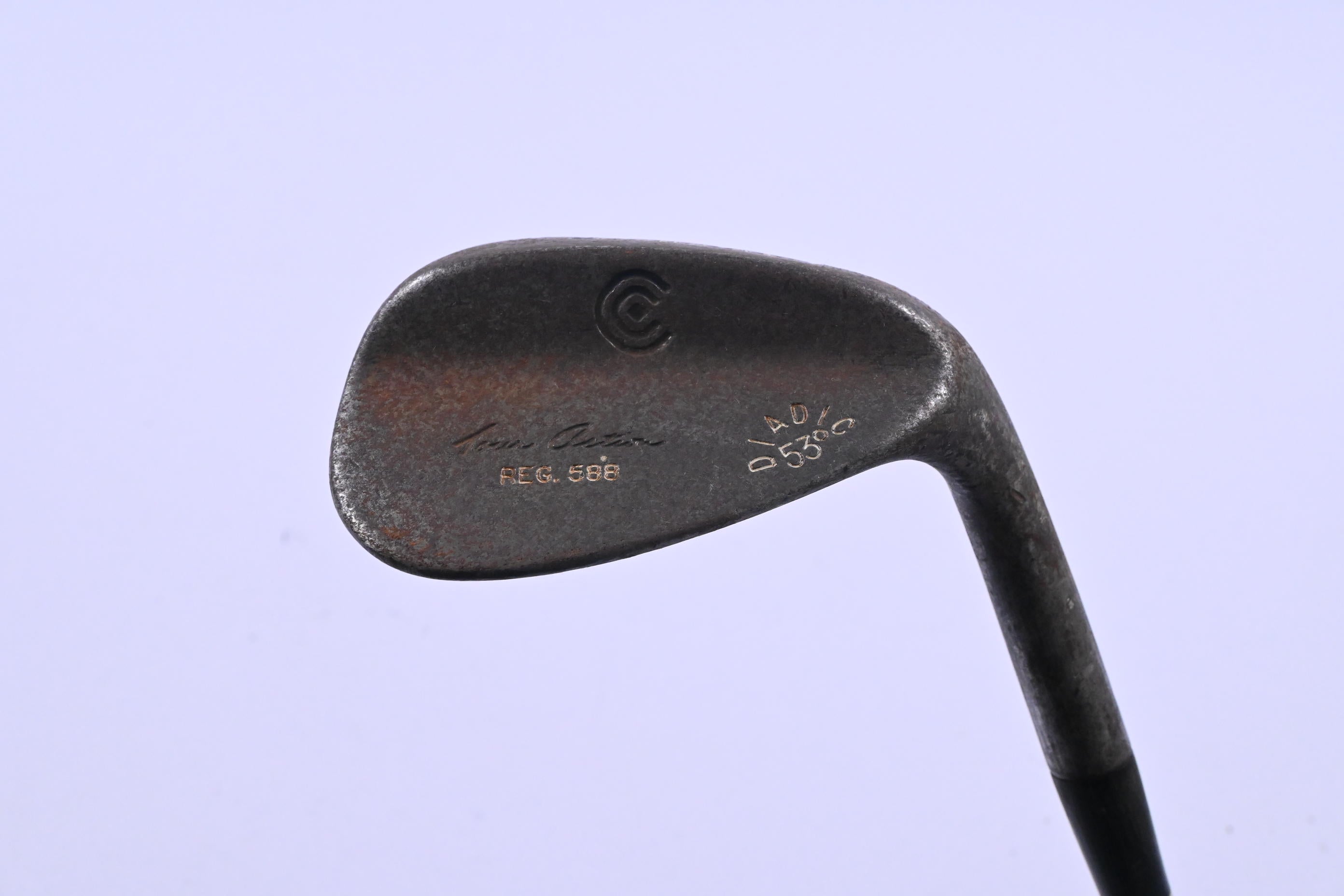 Cleveland 588 Tour Action Gap Wedge / 53 Degree / Wedge Flex Dynamic Gold Shaft