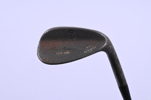 Cleveland 588 Tour Action Gap Wedge / 53 Degree / Wedge Flex Dynamic Gold Shaft