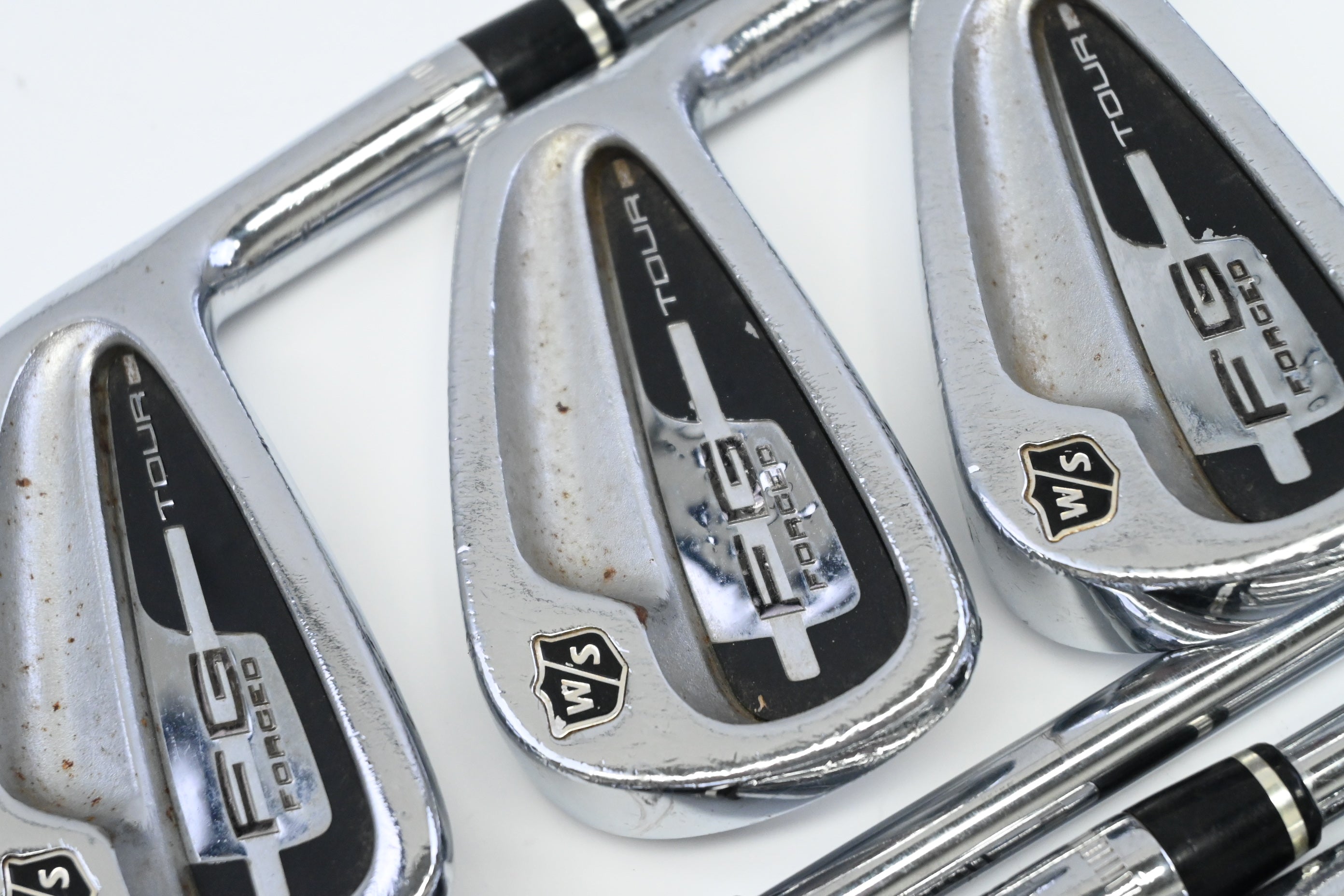 Wilson FG Tour Irons / 4-PW / Regular Flex Dynamic Gold R300 Shafts