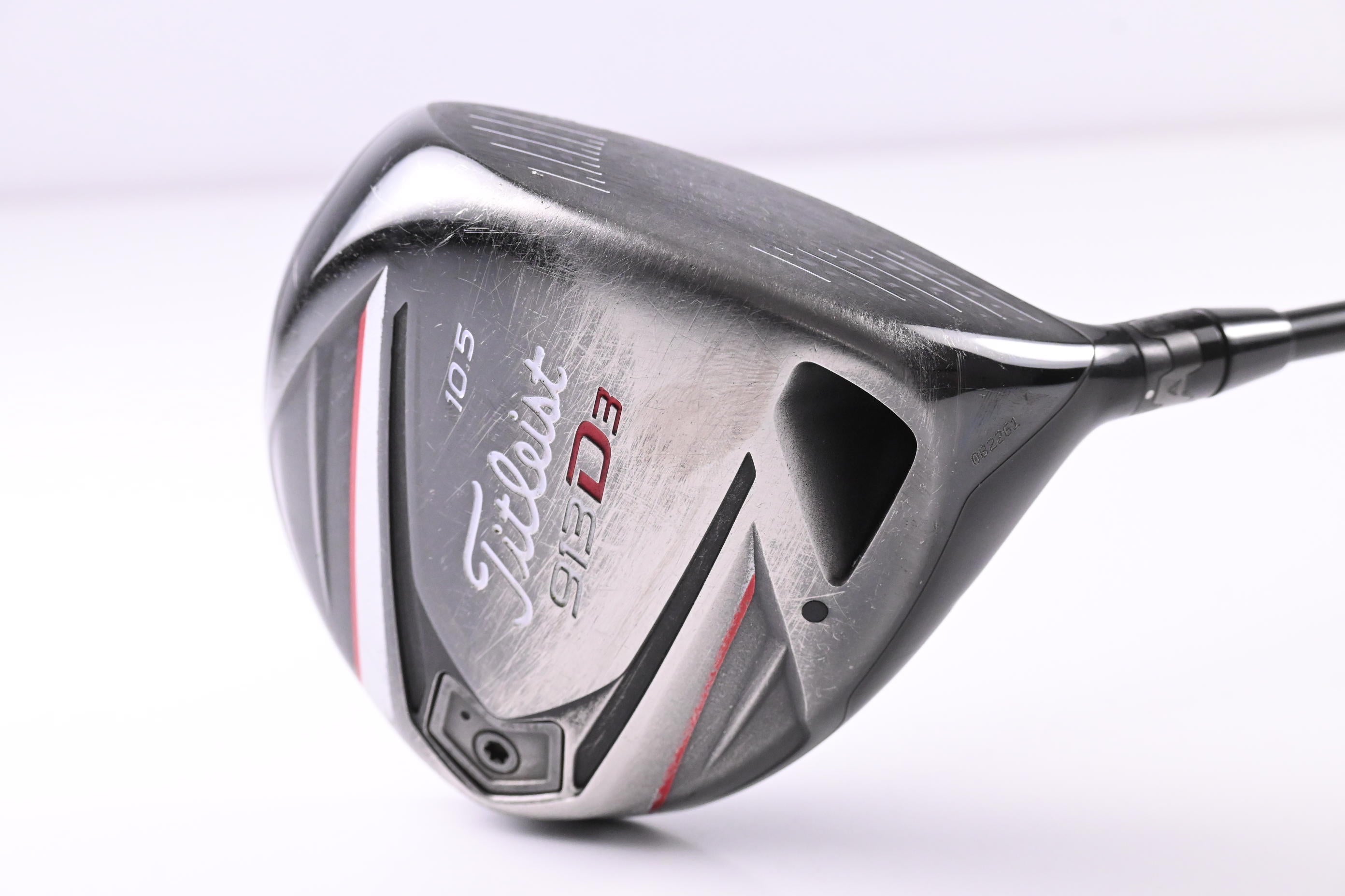 Titleist 913 D3 Driver / 10.5 Degree / Stiff Flex Diamana 'ahina 72 Shaft