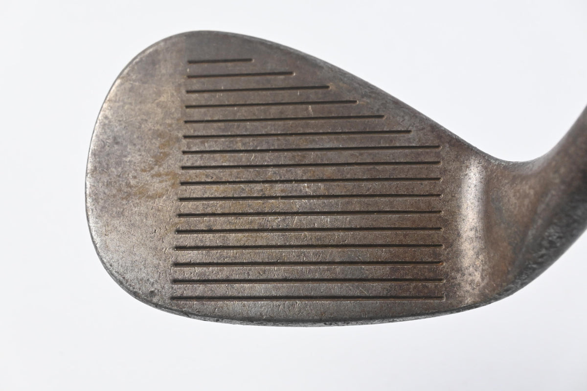 Cleveland 588 Tour Action Gap Wedge / 53 Degree / Wedge Flex True Temper