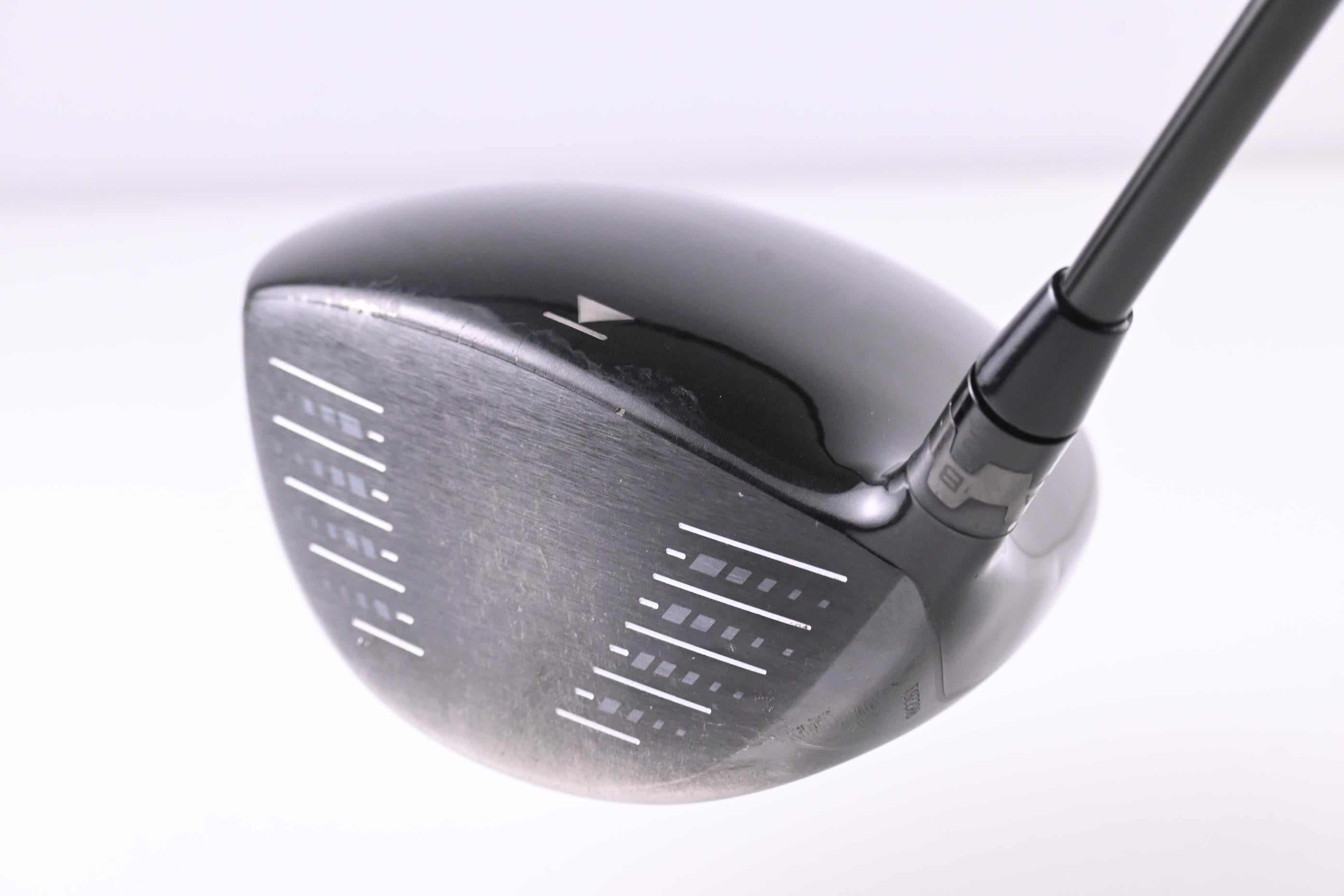 Titleist 913 D3 Driver / 10.5 Degree / Stiff Flex Diamana 'ahina 72 Shaft