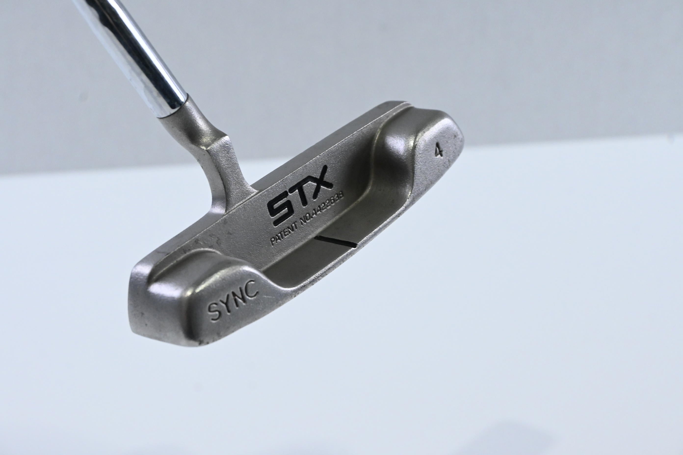 STX Sync 4 Putter / 33 Inch