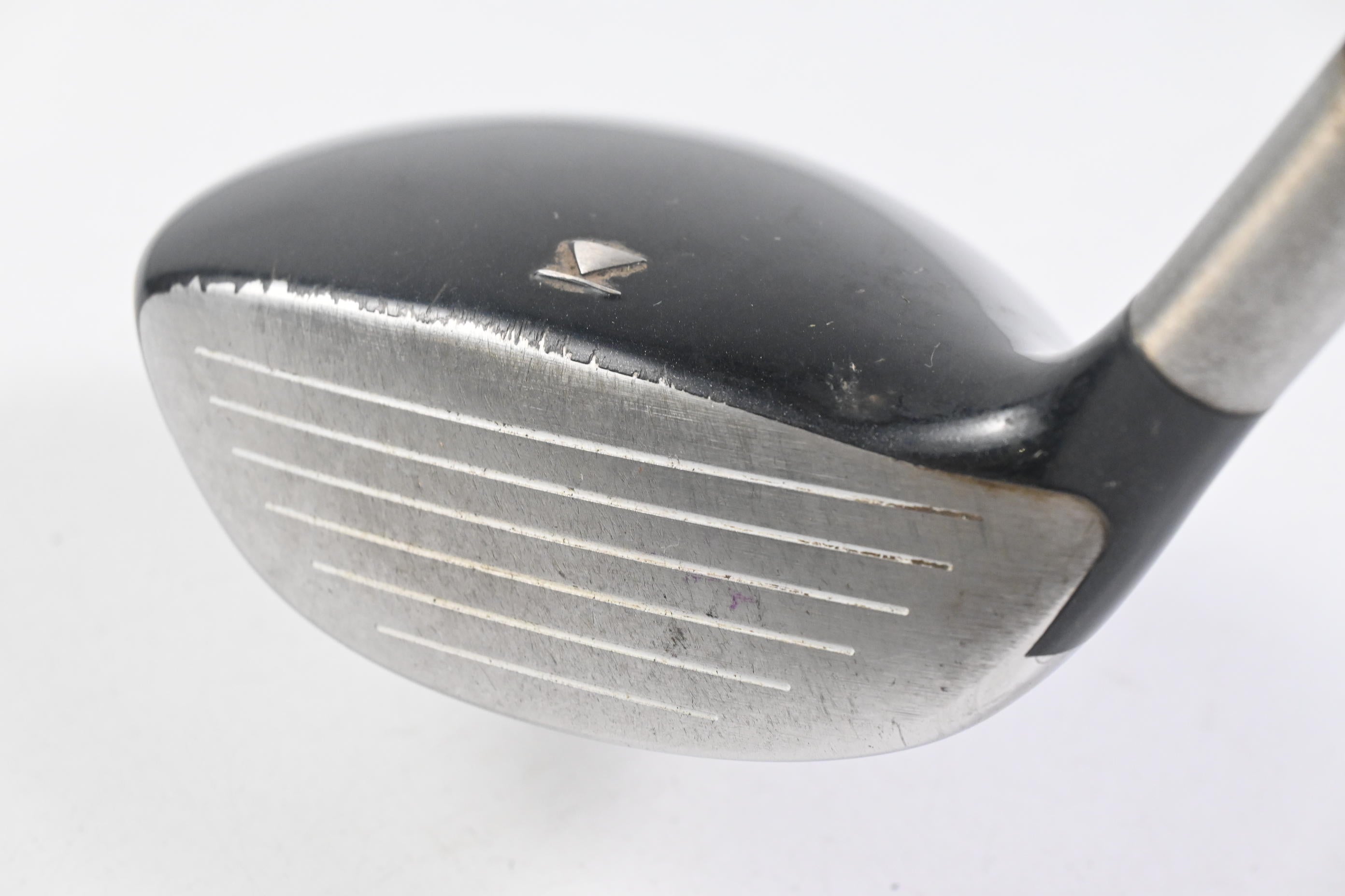 Titleist 909 F2 #3 Wood / 15.5 Degree / Regular Flex Diamana Blue 75 Shaft