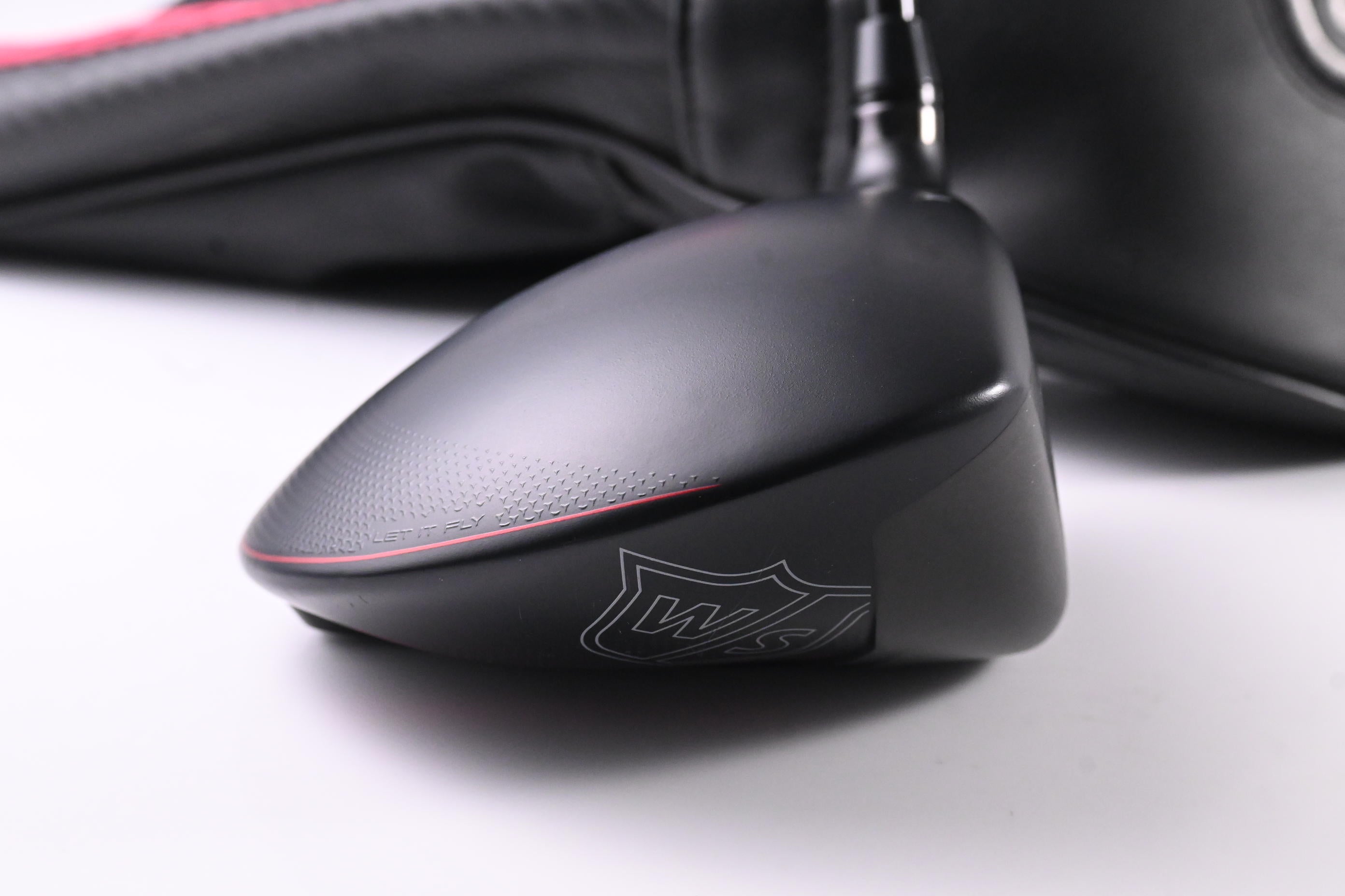 Wilson Dynapower Titanium Driver / 8 Degree / X-Flex Kai'li White 60 Shaft