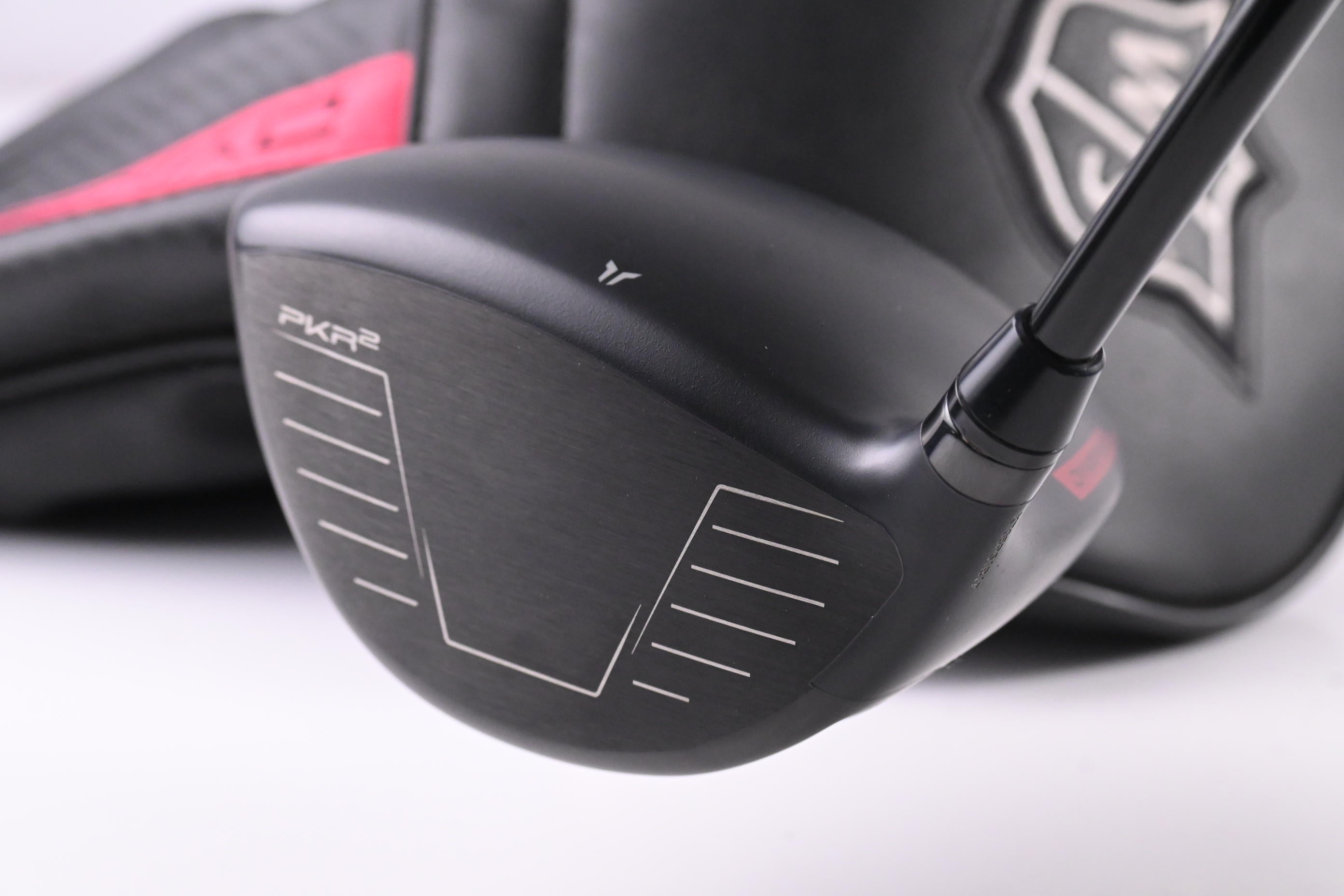 Wilson Dynapower Titanium Driver / 8 Degree / X-Flex Kai'li White 60 Shaft