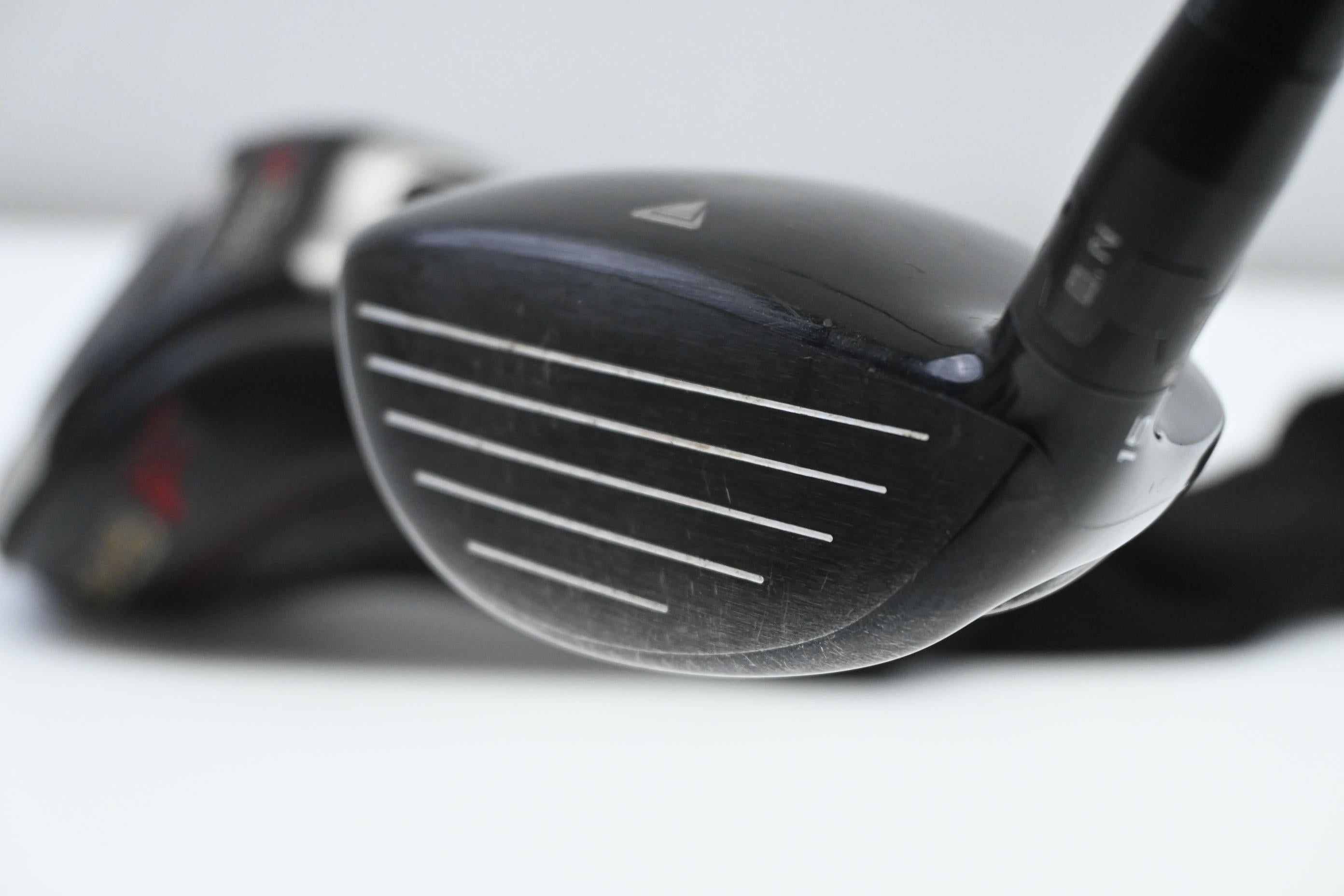 Titleist 915 F #3 Wood / 15 Degree / Stiff Flex HZRDUS Smoke Black RDX 70