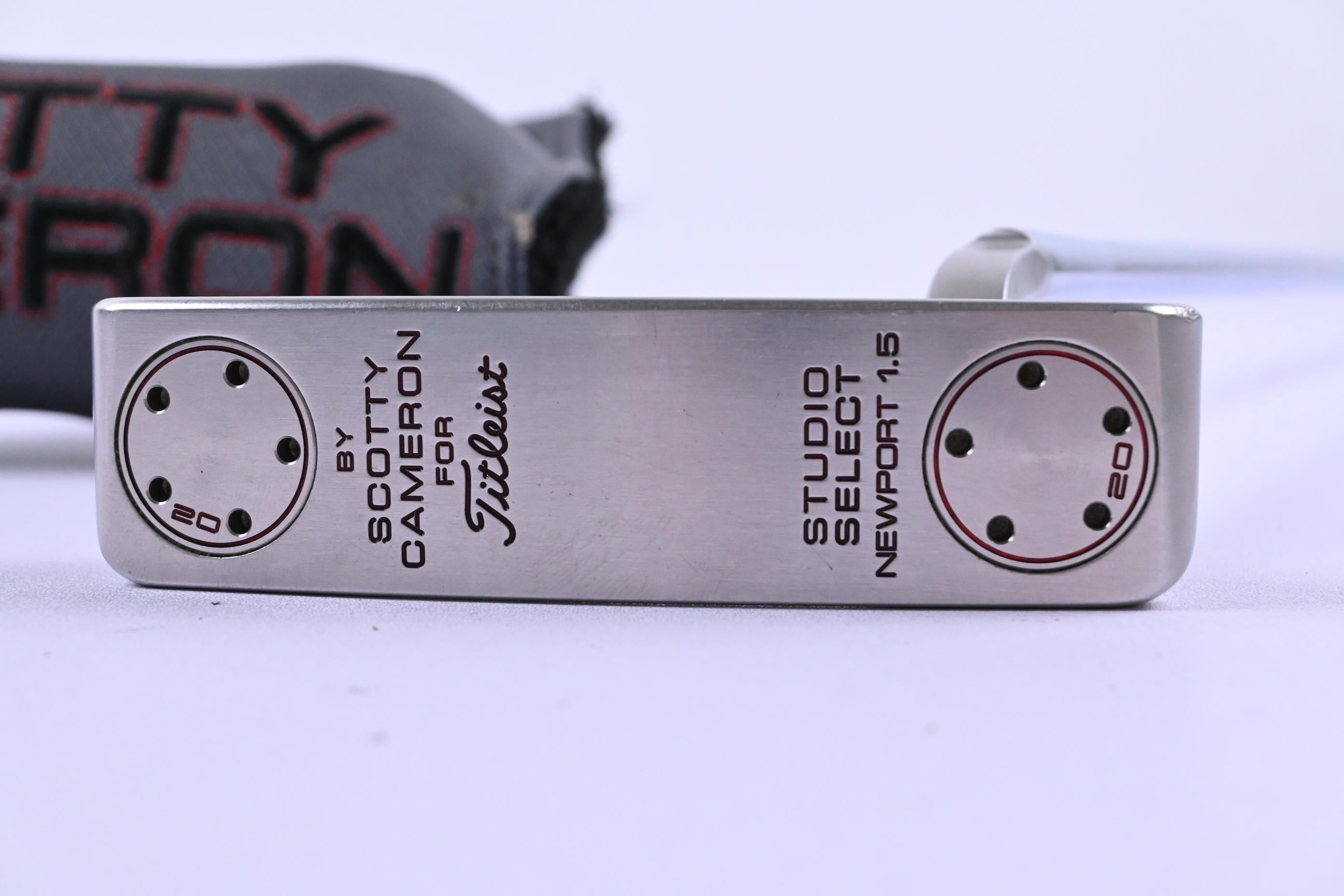 Scotty Cameron Studio Select Newport 1.5 Putter / 33 Inch