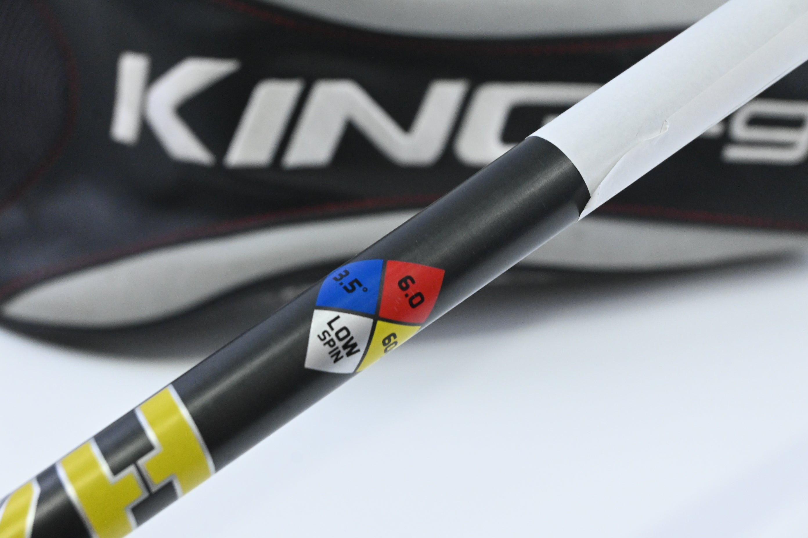 Cobra King F9 Driver / 10.5 Degree / Stiff Flex HZRDUS Smoke Yellow 60 Shaft