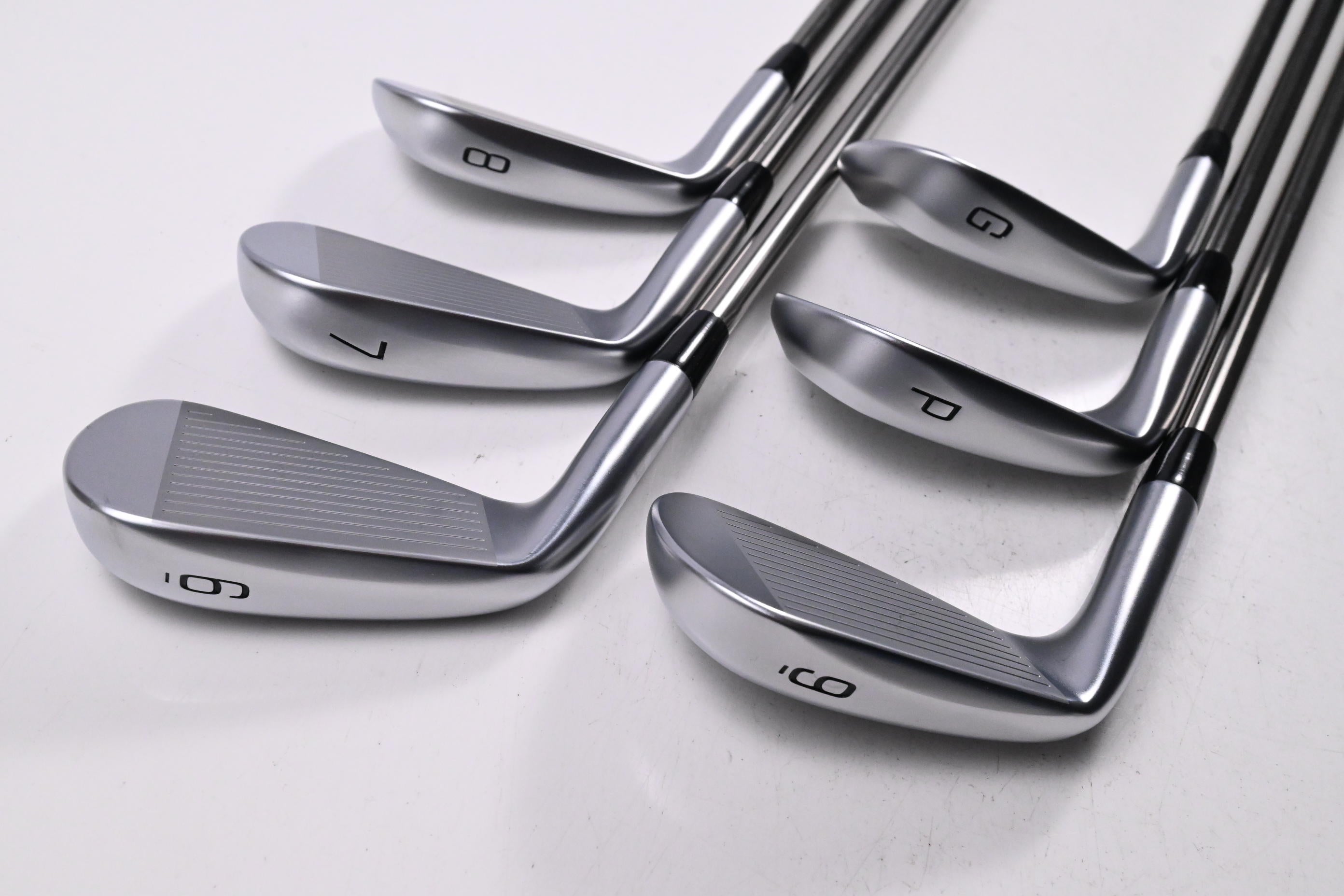 Mizuno JPX 925 Forged Irons / 6-PW+GW / Regular Flex UST Recoil ES 780 Shafts