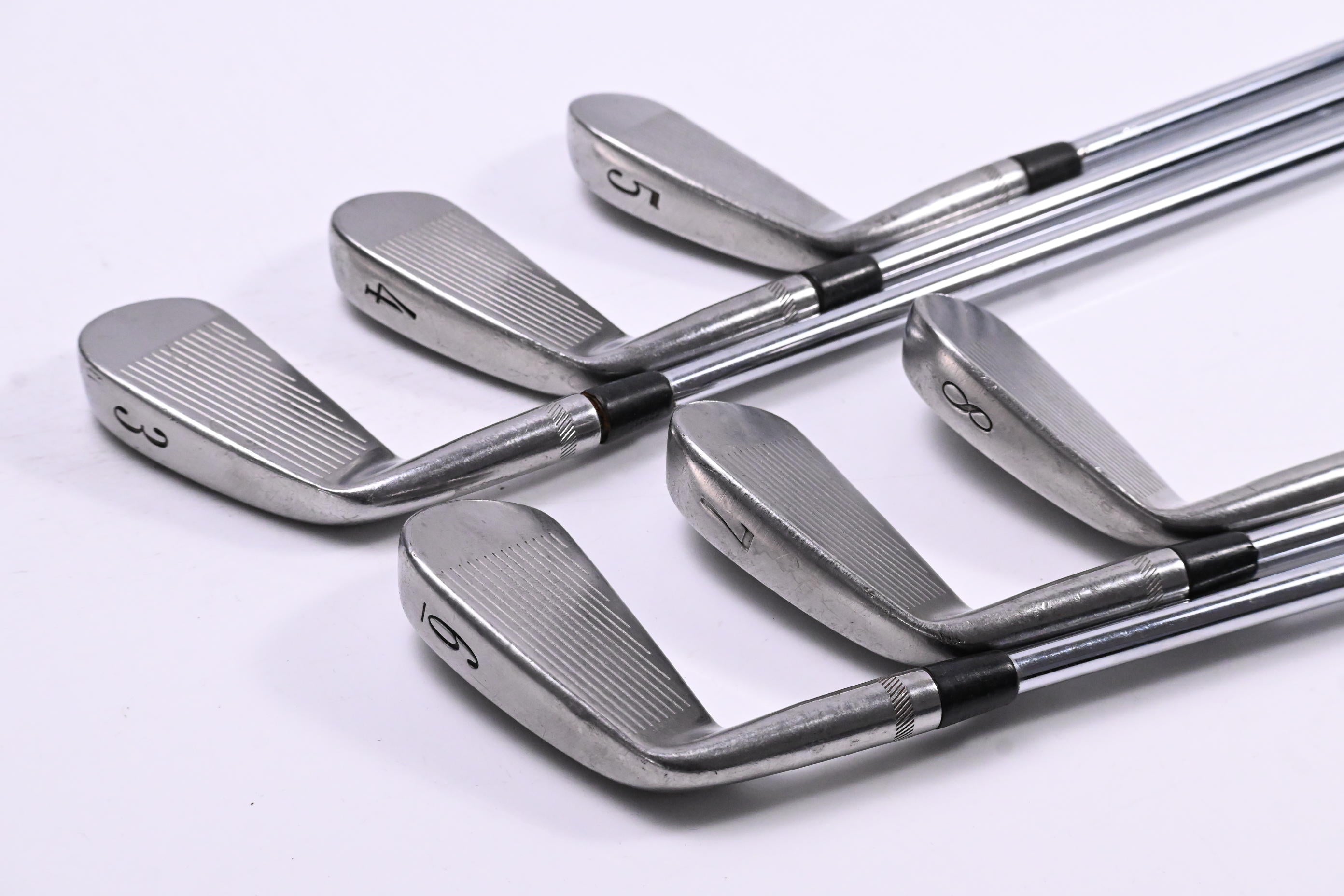 Titleist DCI 762 Irons / 3-8i / Stiff Flex Dynamic Gold Shaft