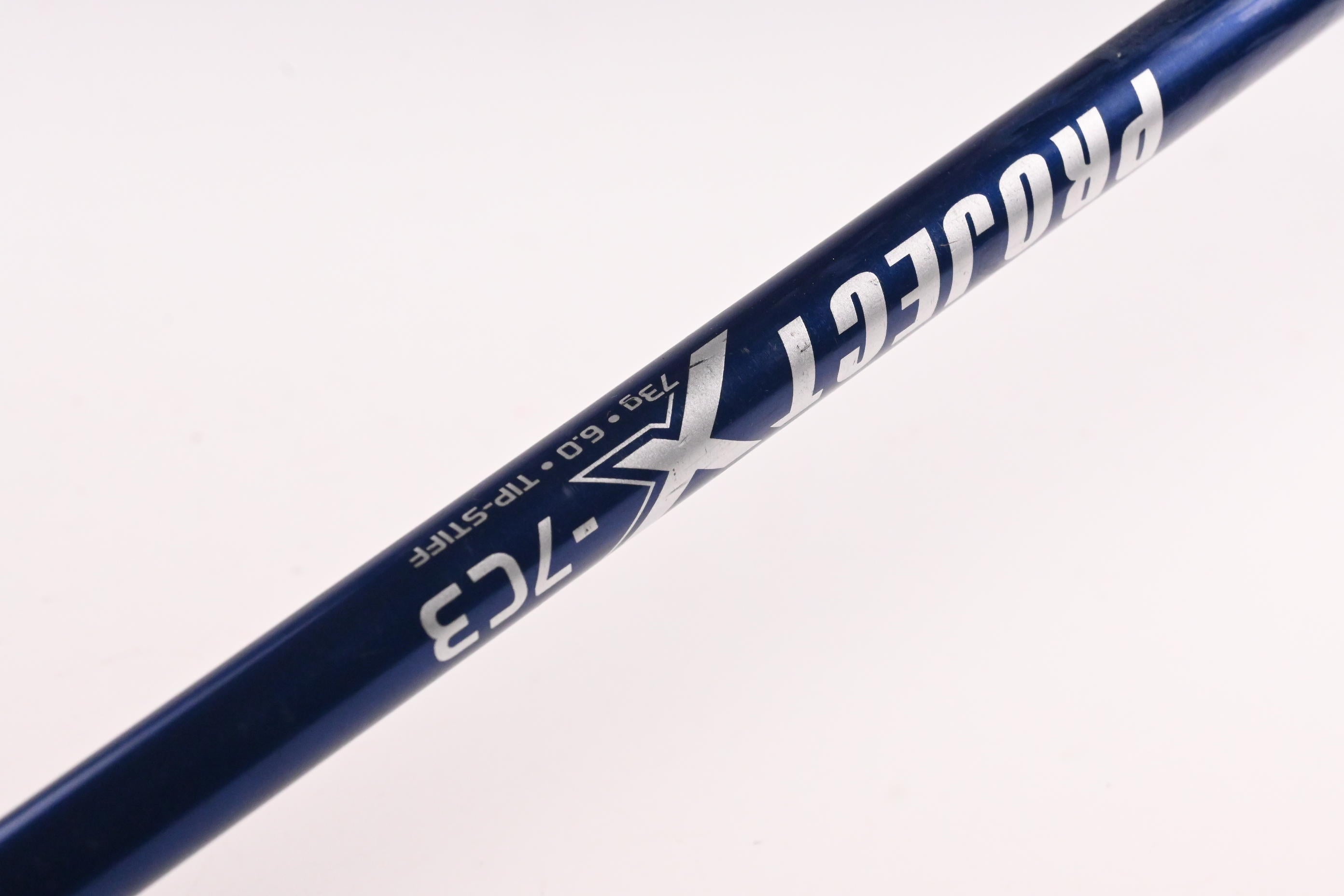 Titleist 910 D2 Driver / 9.5 Degree / Stiff Flex Project X -7C3 73 Shaft