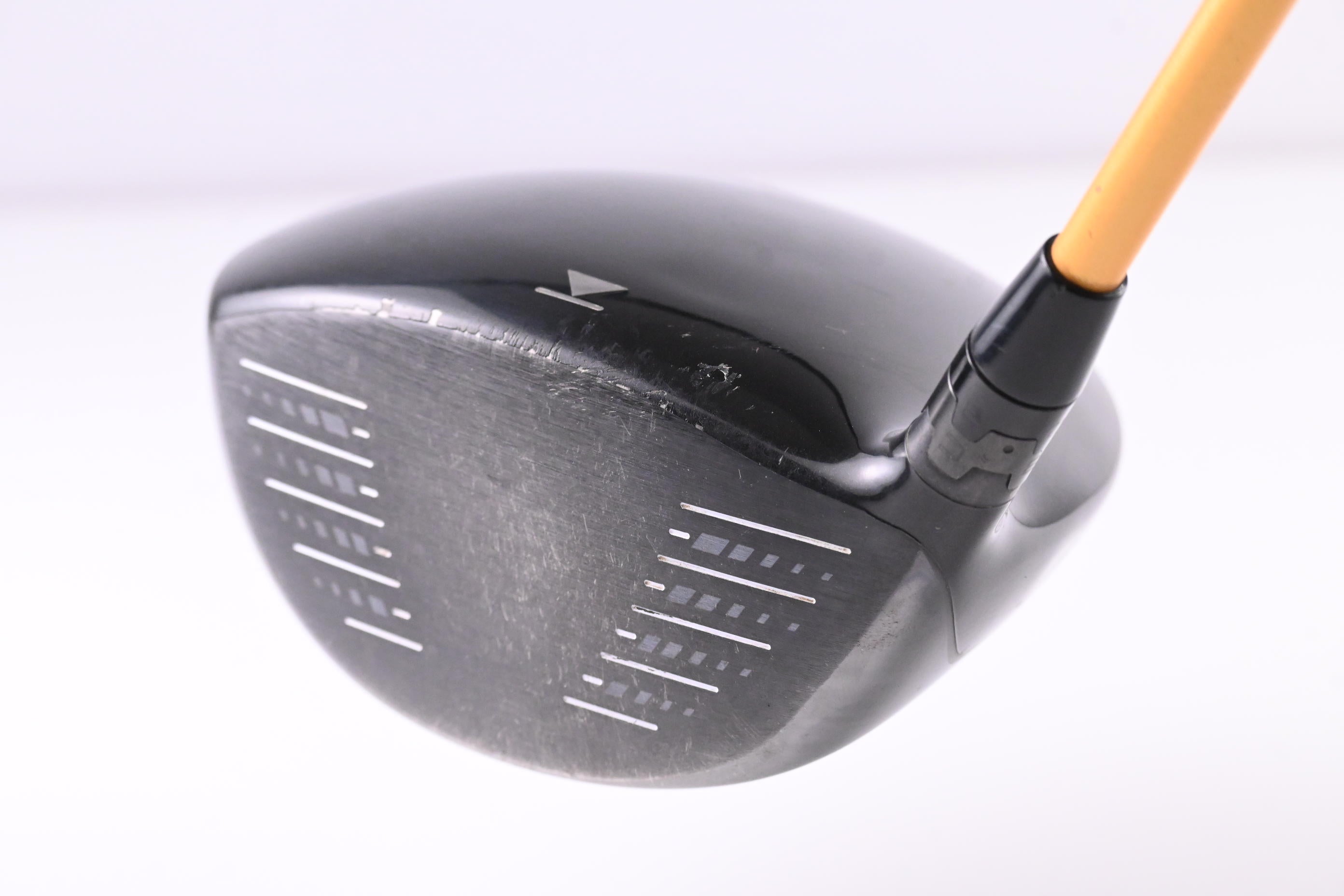 Titleist 913 D2 Driver / 10.5 Degree / Stiff Flex UST Mamiya ProForce V2 66
