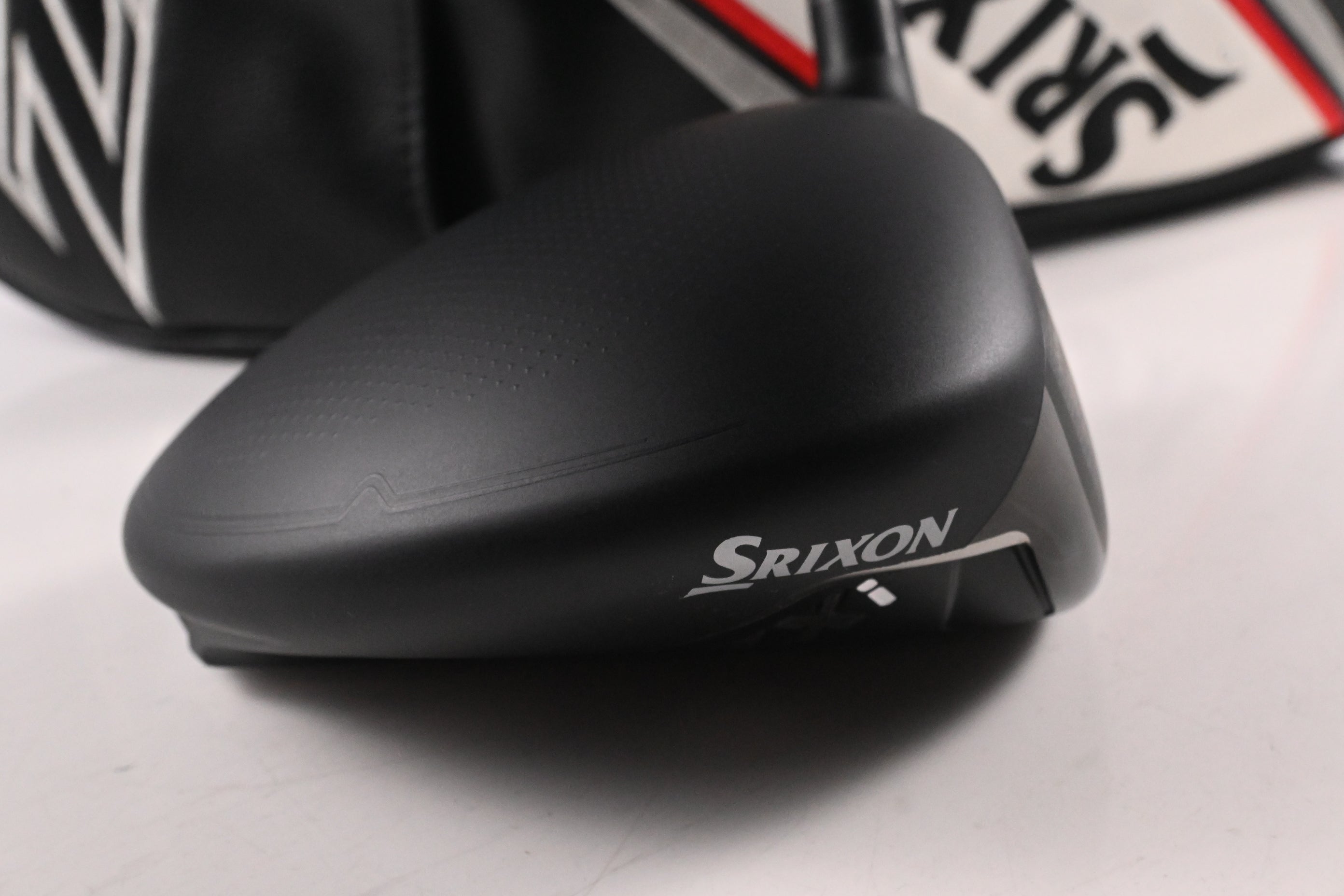 Srixon ZXi Driver / 10.5 Degree / Stiff Flex Fujikura Ventus TR Blue 6 Shaft