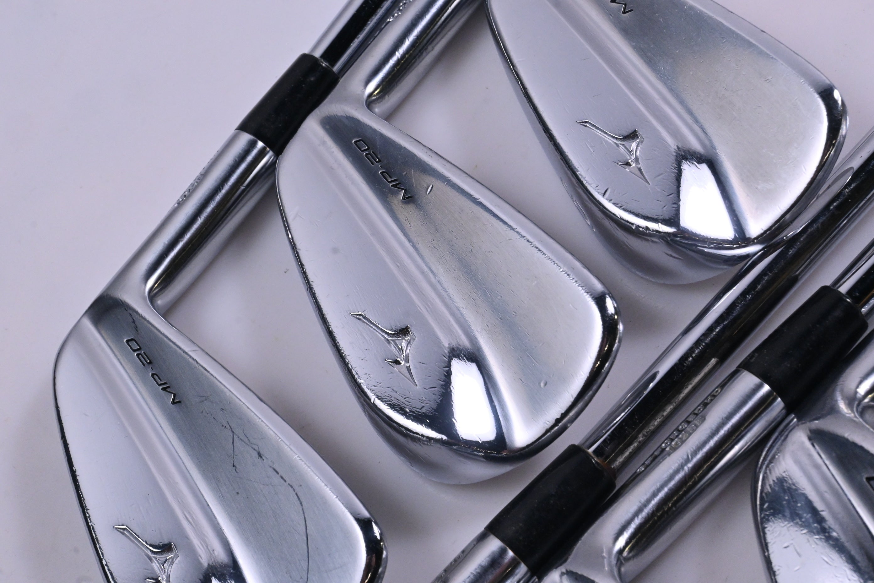 Mizuno MP-20 Blade Irons / 4-PW / Stiff Flex AMT Tour White S300 Shafts