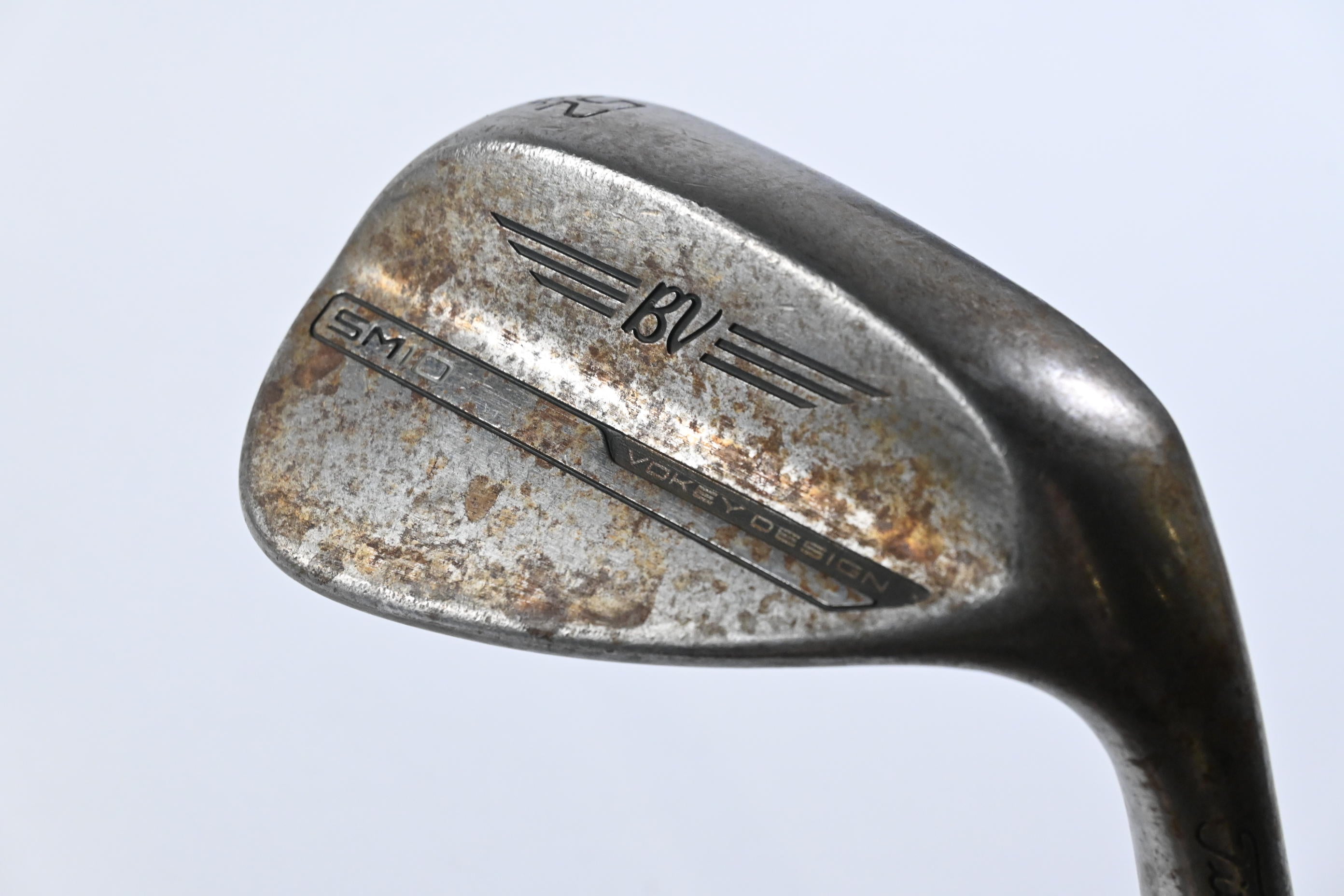 Titleist Vokey SM10 Gap Wedge / 52 Degree / Regular Flex AMT Tour White R300