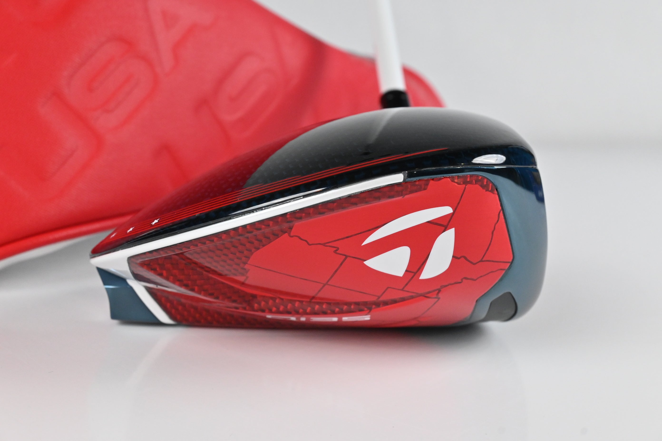 Taylormade Qi35 USA Driver / 9 Degree / Stiff Flex Fujikura Air Speeder 50 Shaft