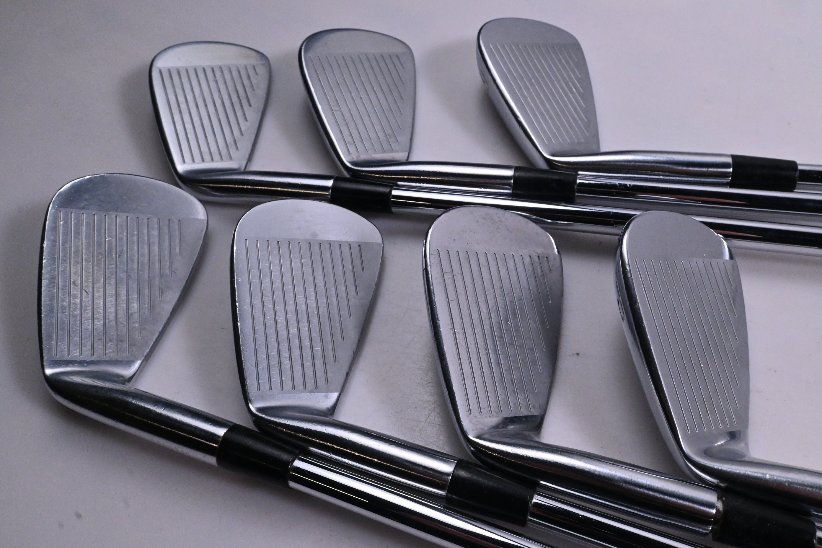 Mizuno MP-20 Blade Irons / 4-PW / Stiff Flex AMT Tour White S300 Shafts