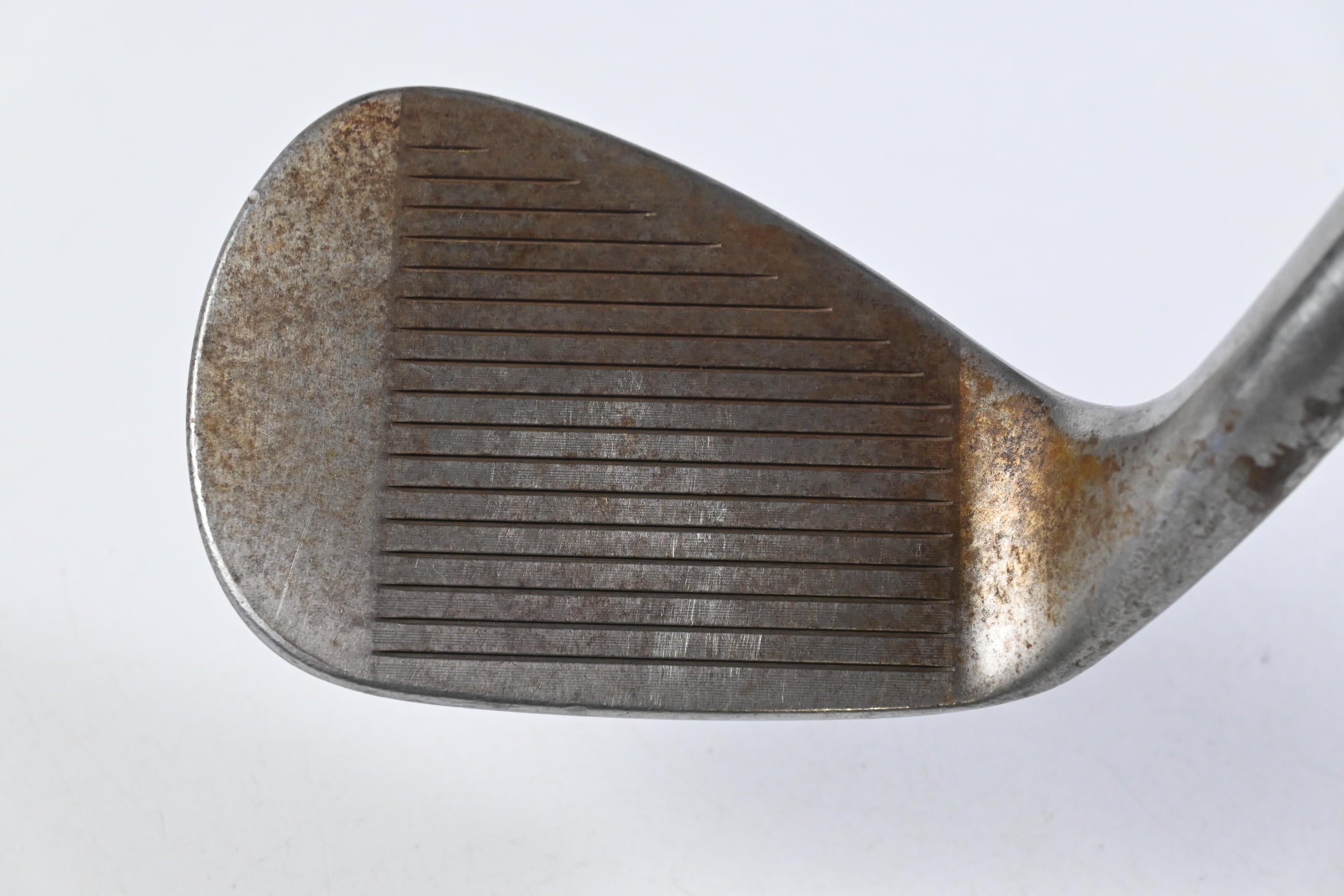 Titleist Vokey SM10 Gap Wedge / 52 Degree / Regular Flex AMT Tour White R300