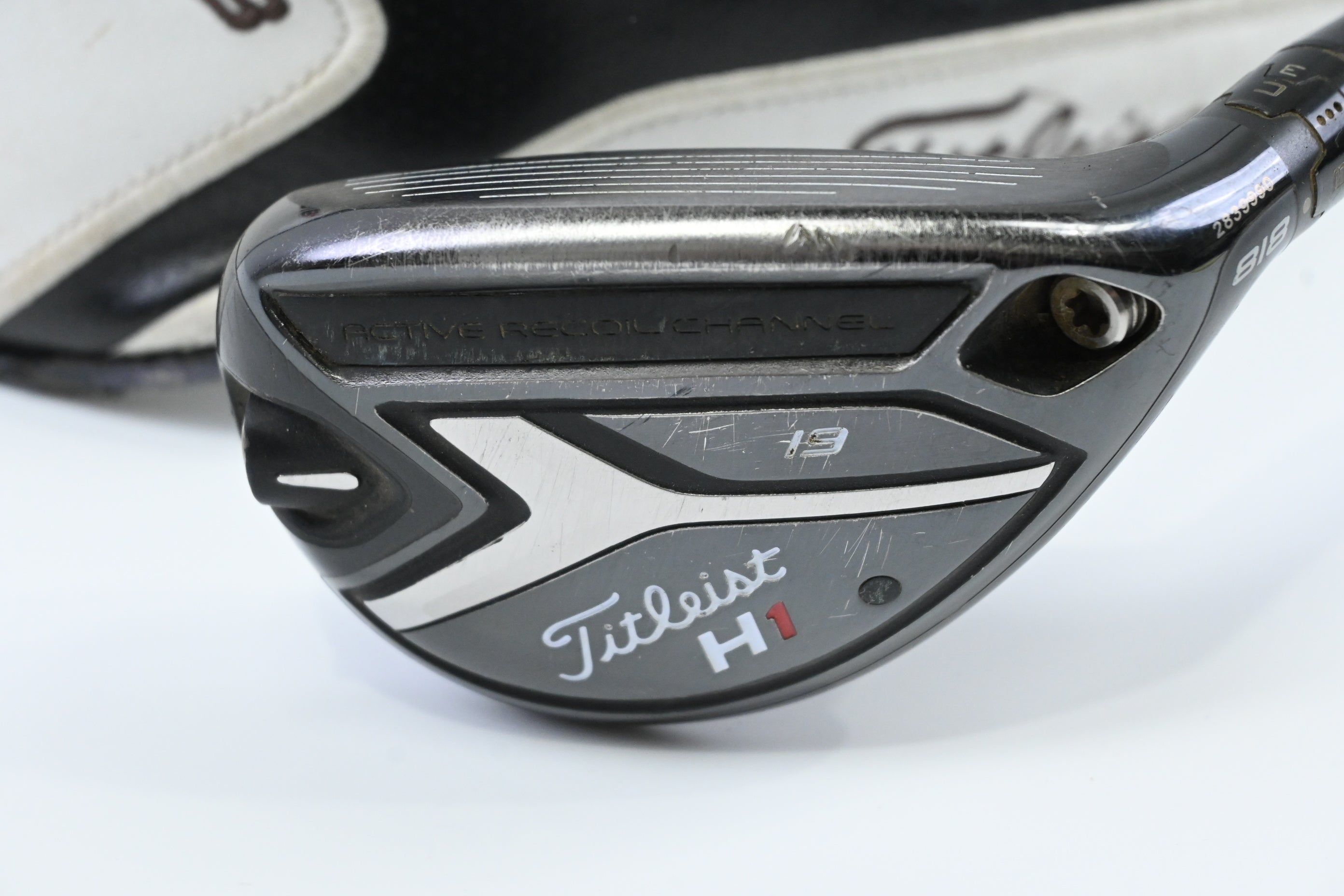 Titleist 818 H1 #3 Hybrid / 19 Degree / Stiff Flex Tensei CK White 90 Shaft