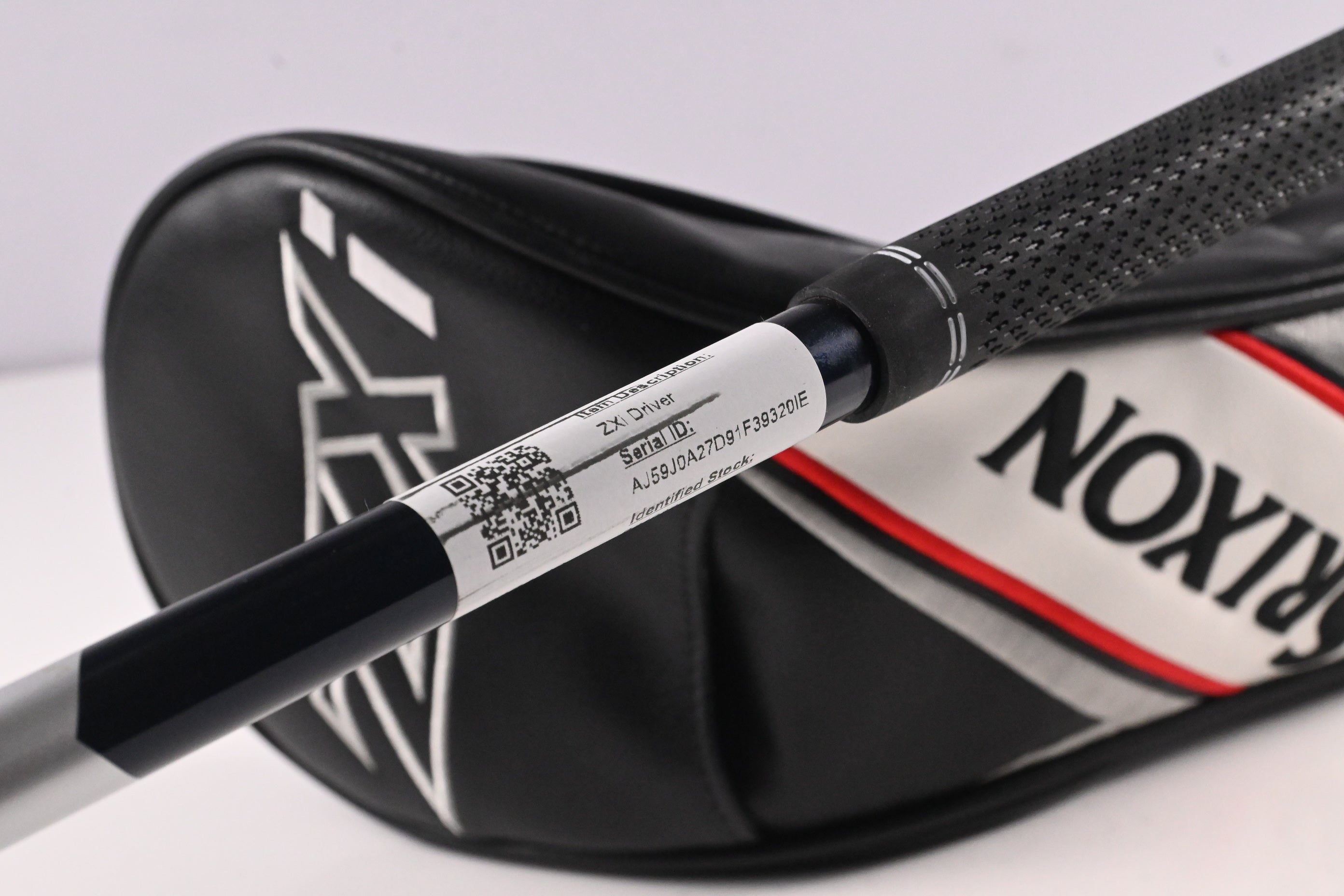 Srixon ZXi Driver / 10.5 Degree / Stiff Flex Fujikura Ventus TR Blue 6 Shaft