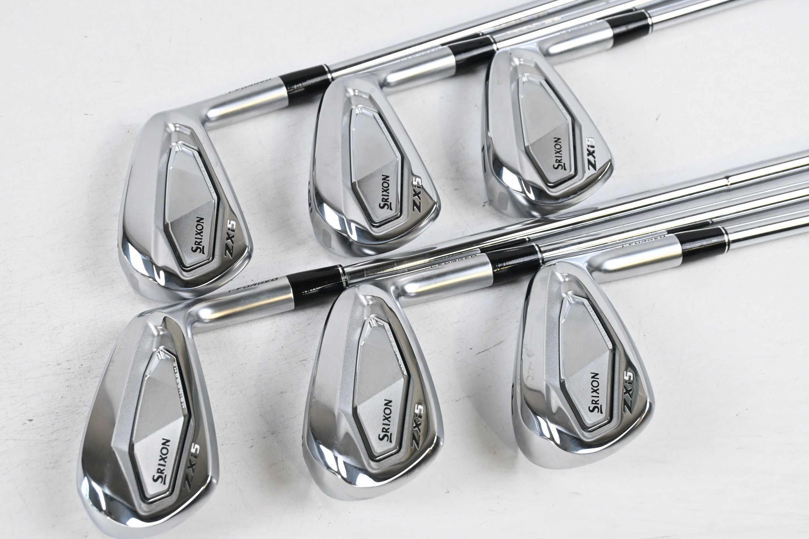 Srixon ZXi5 Irons / 5-PW / Regular Flex Dynamic Gold R300 Mid 100 Shafts