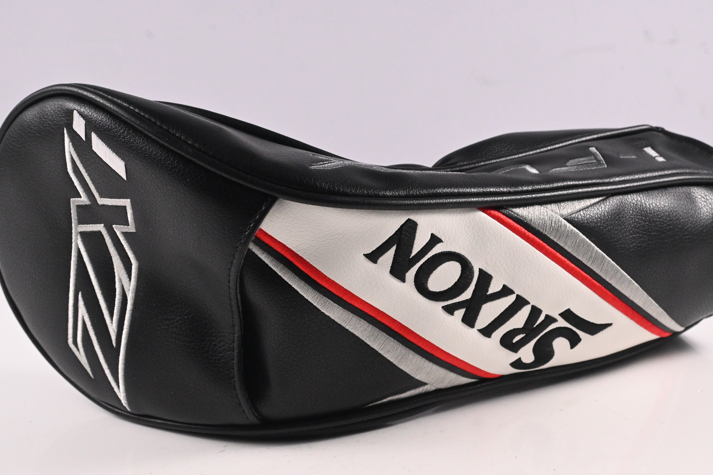 Srixon ZXi Driver / 10.5 Degree / Stiff Flex Fujikura Ventus TR Blue 6 Shaft