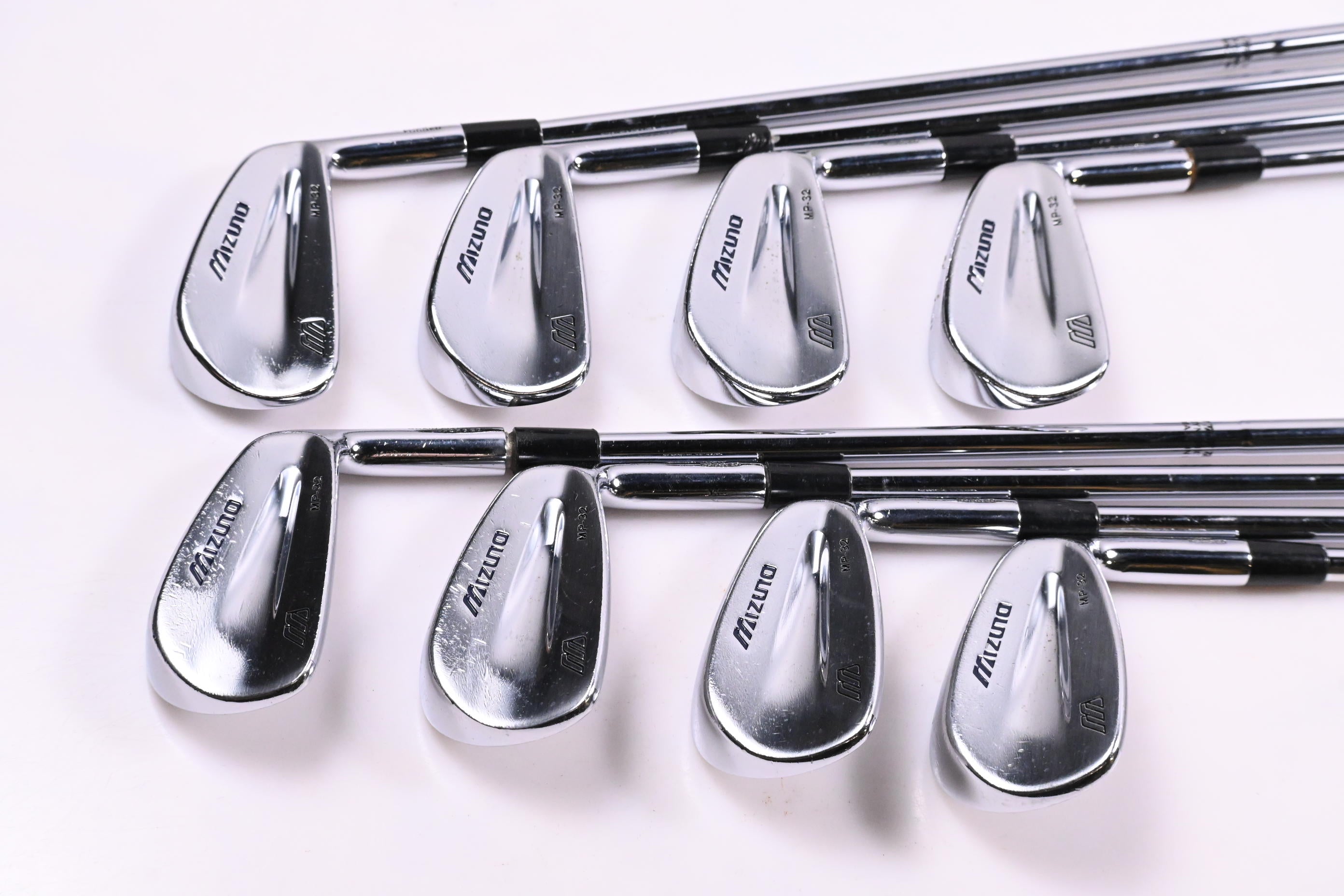 Mizuno MP-32 Irons / 3-PW / Stiff Flex Dynamic Gold S300 Shafts