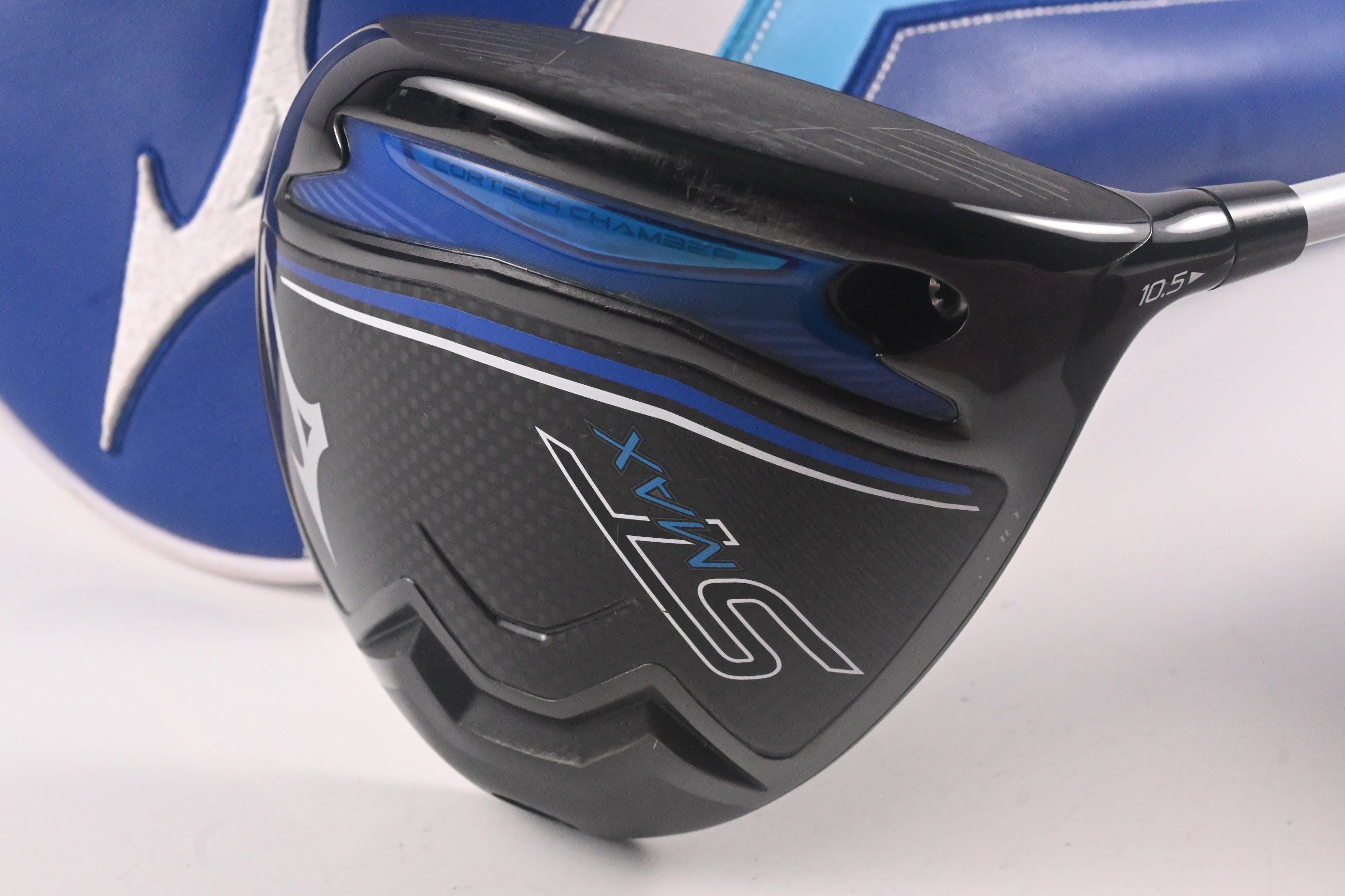 Mizuno ST-Max 230 Driver / 10.5 Degree / Senior Flex Aldila Ascent 40 Shaft