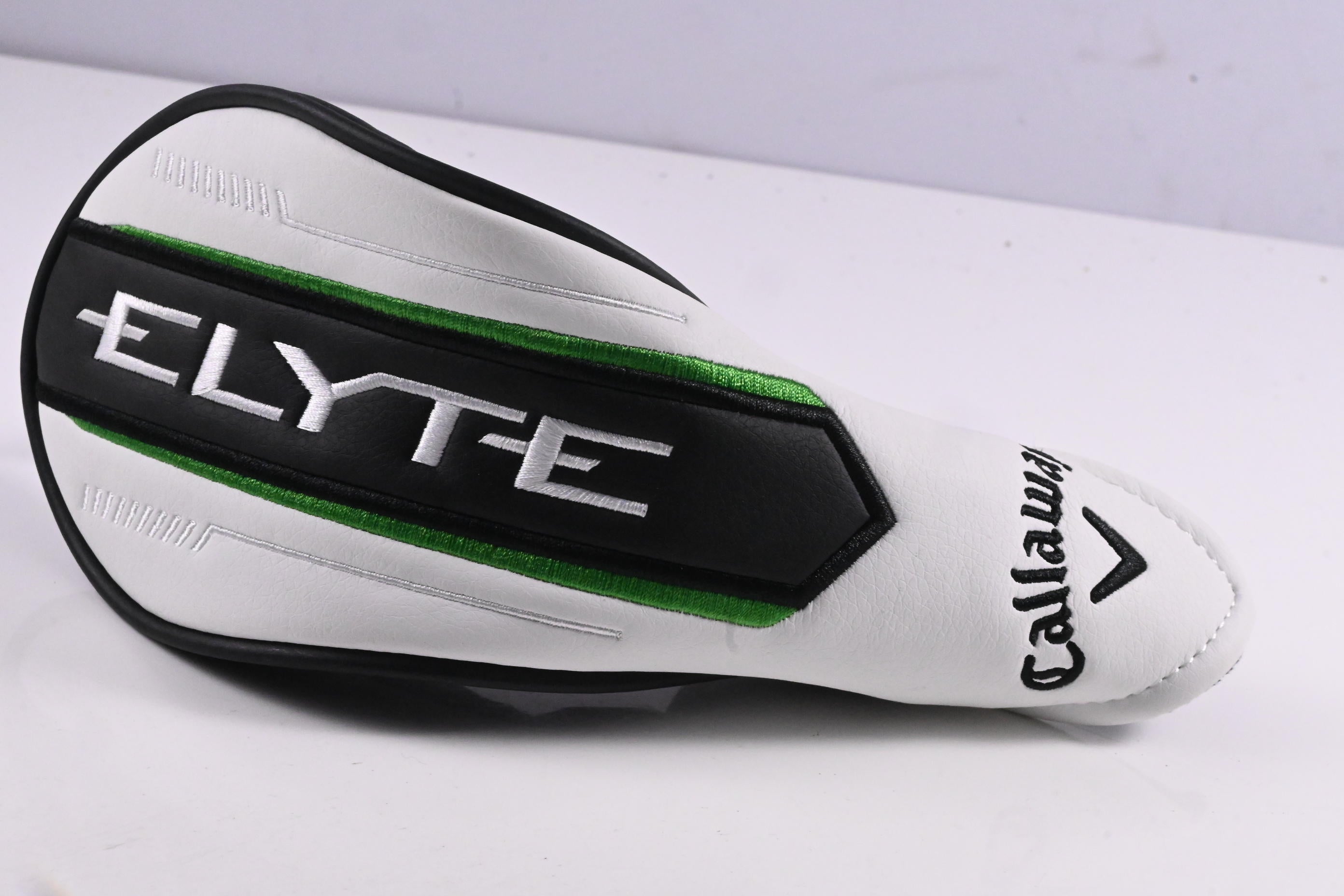 Callaway Elyte #4 Hybrid / 22 Degree / Regular Flex Denali Charcoal 60 Shaft