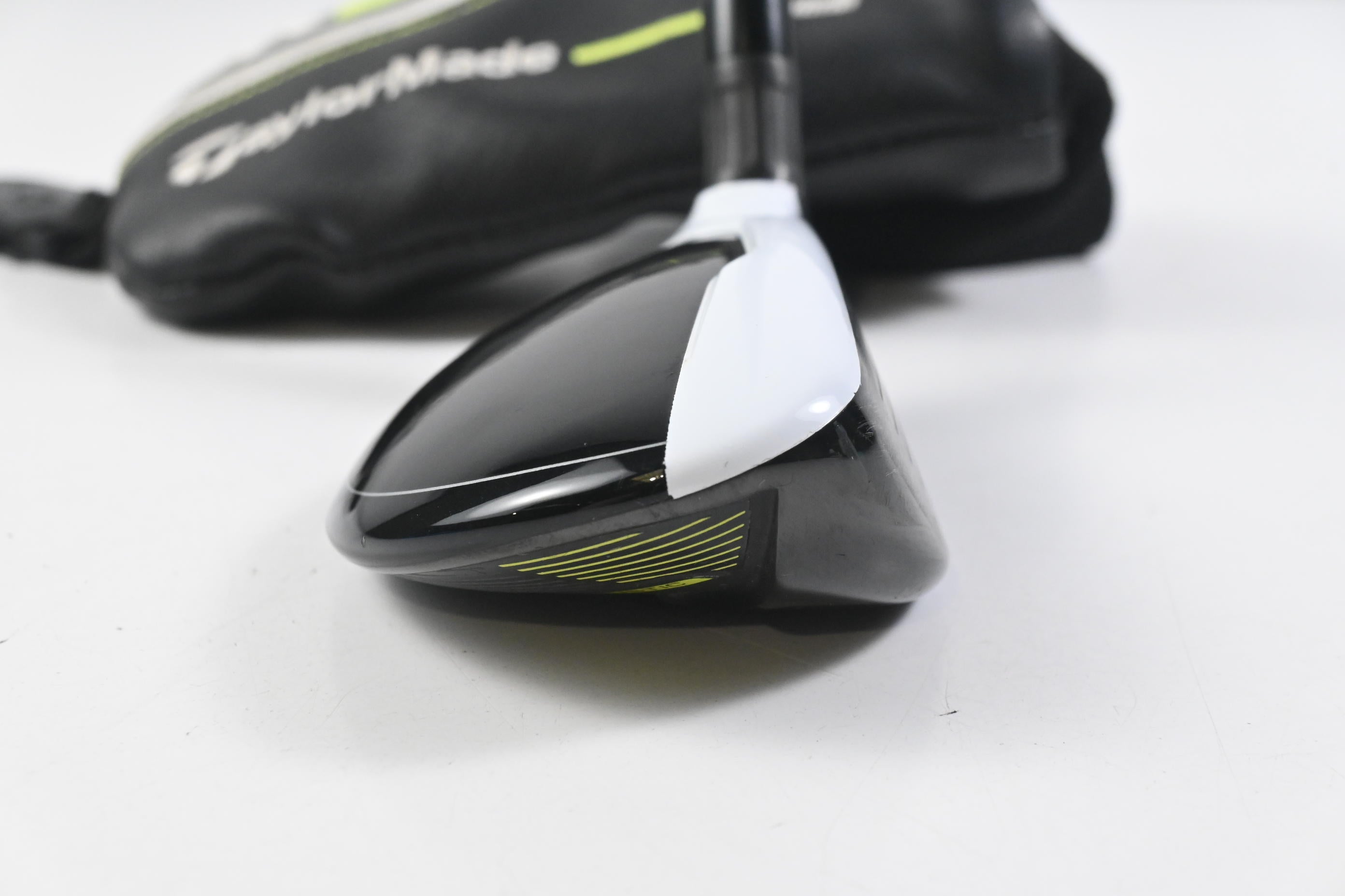 Taylormade M2 2017 #4 Hybrid / 22 Degree / Regular Flex REAX 65 Shaft