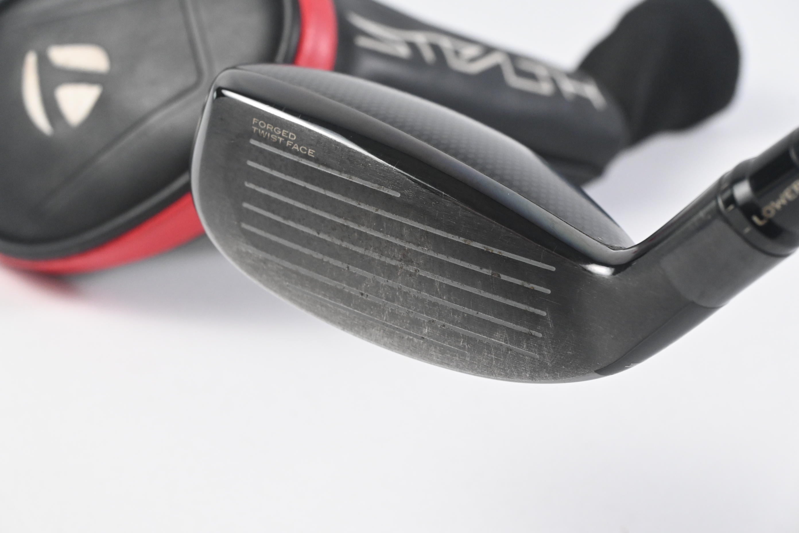 Taylormade Stealth Plus #2 Hybrid / 17 Degree / X-Flex Kai'li Red 95 Shaft